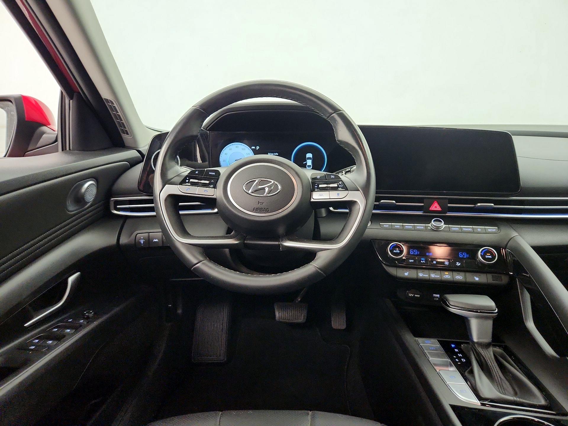 Thumbnail: 2023 Hyundai Elantra - 10