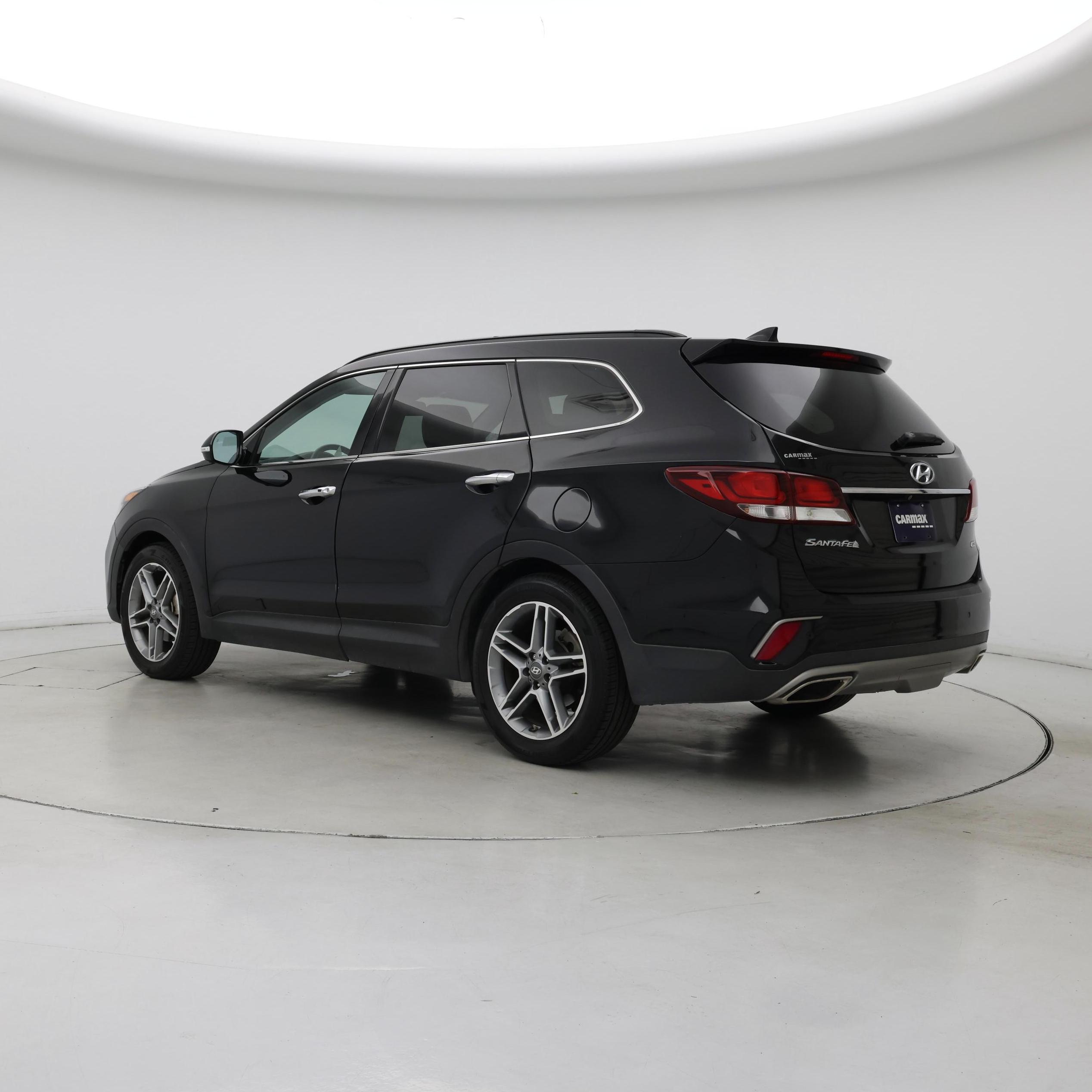 Thumbnail: 2017 Hyundai Santa Fe - 2