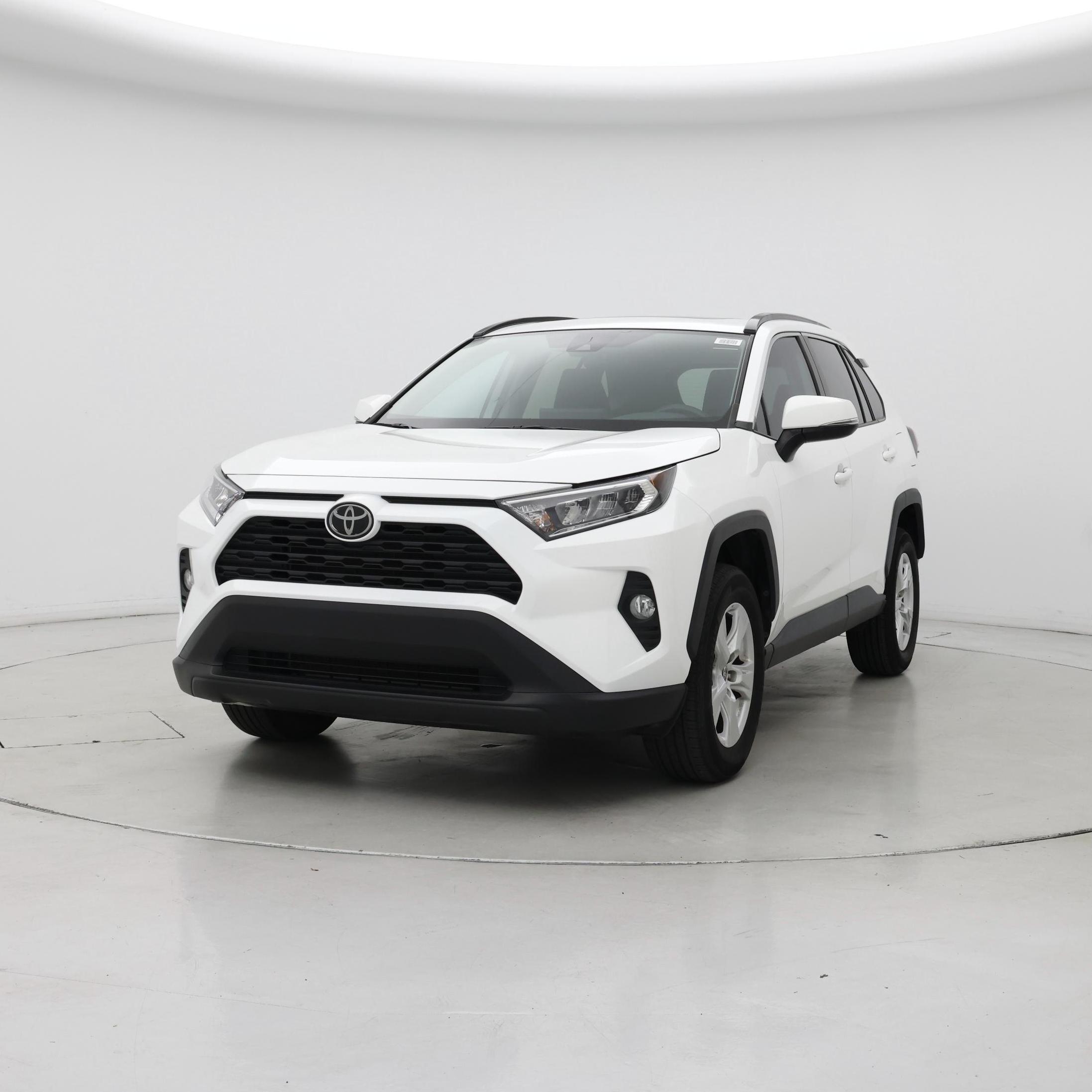 Thumbnail: 2021 Toyota RAV4 - 4