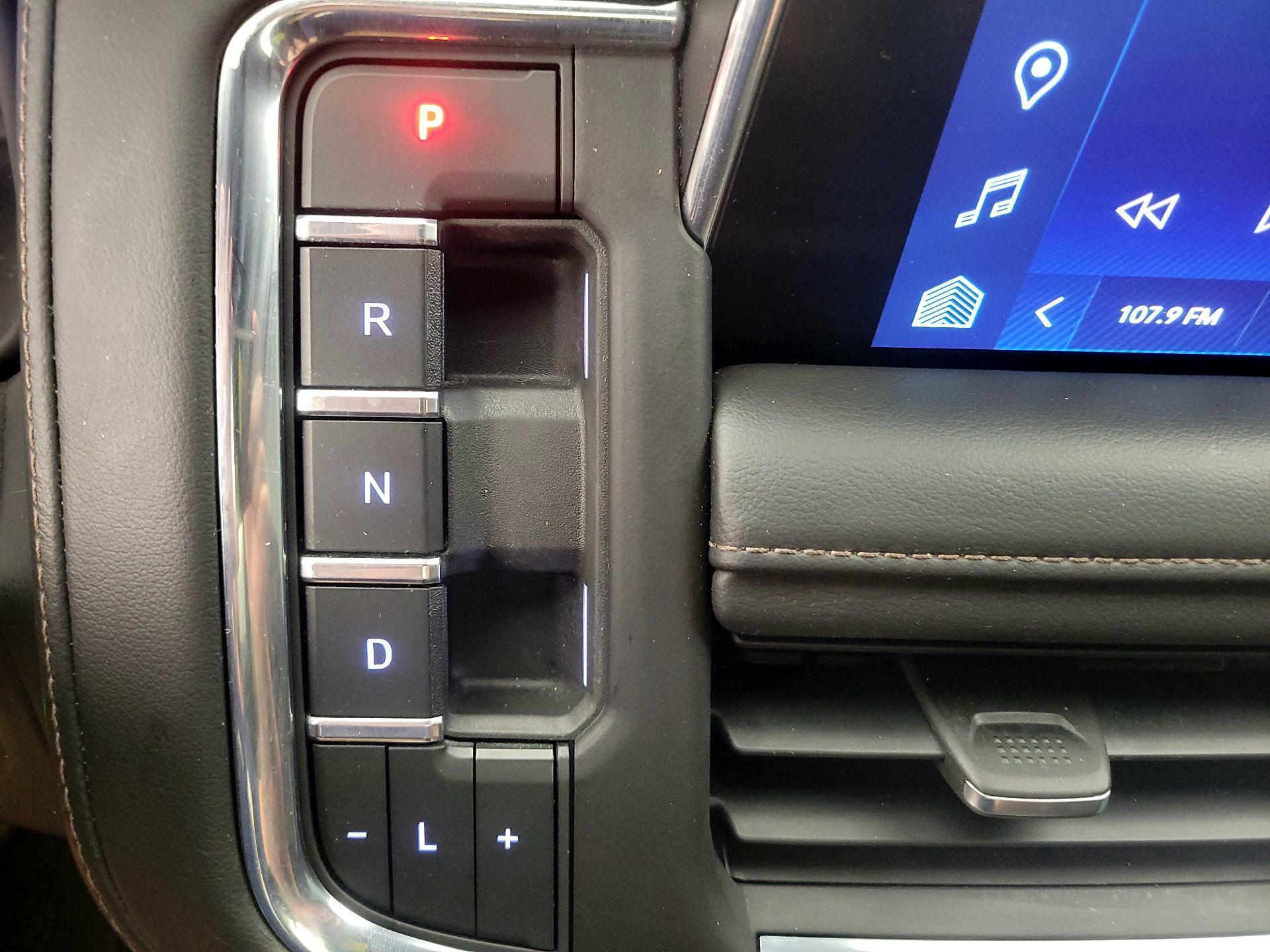 Thumbnail: 2022 Chevrolet Tahoe - 18