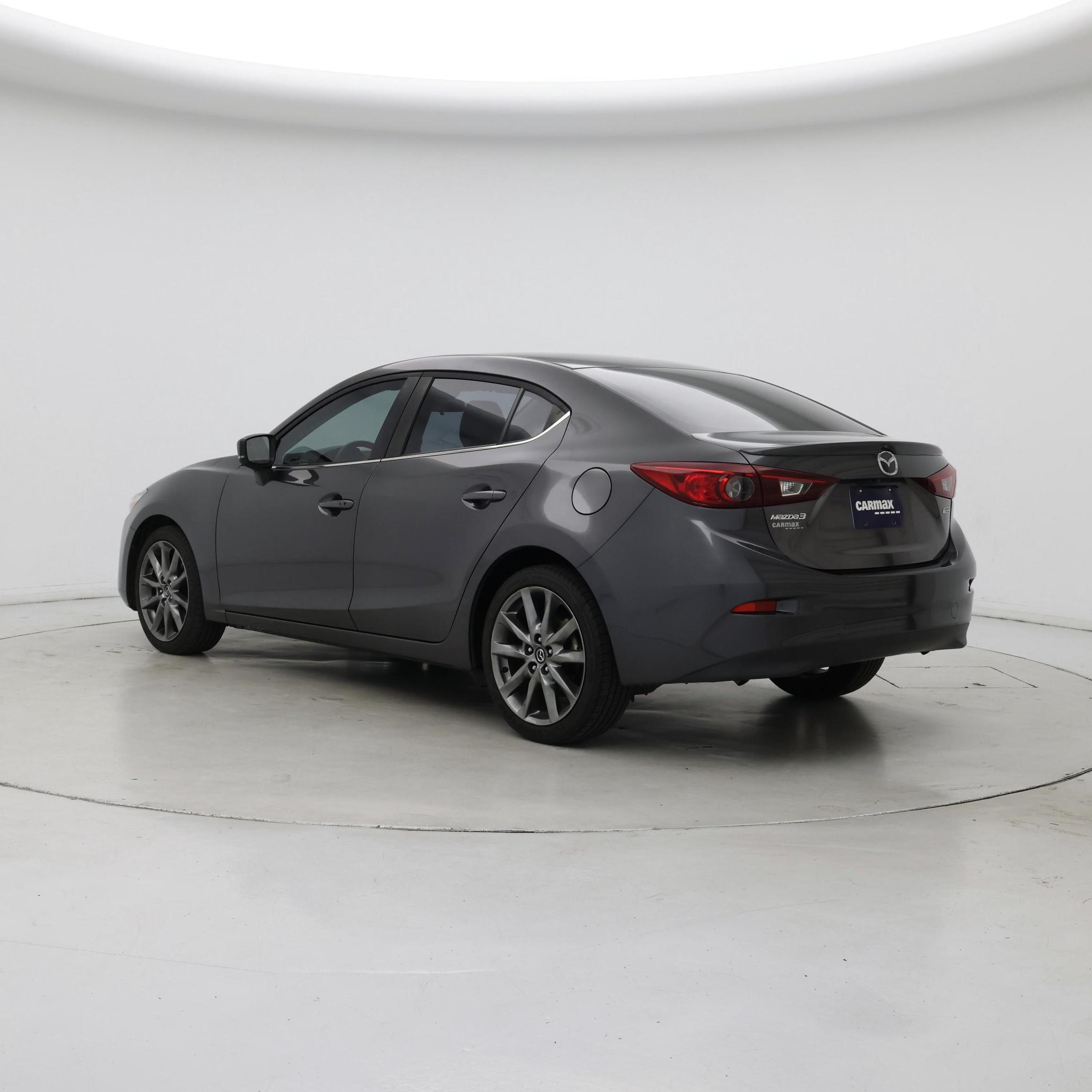 Thumbnail: 2018 Mazda Mazda3 - 2