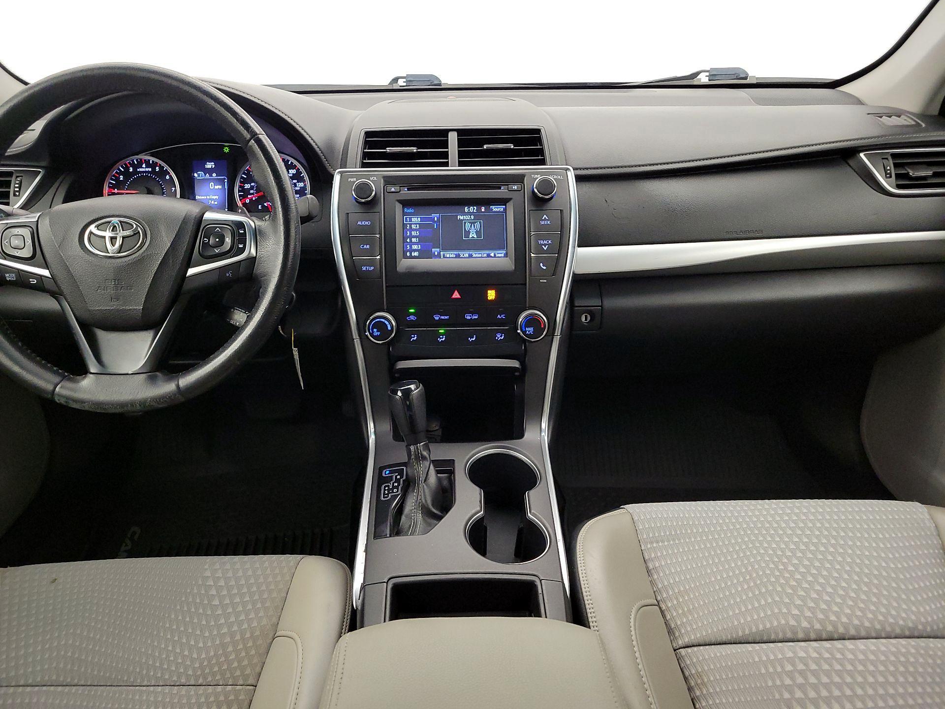 Thumbnail: 2015 Toyota Camry - 9