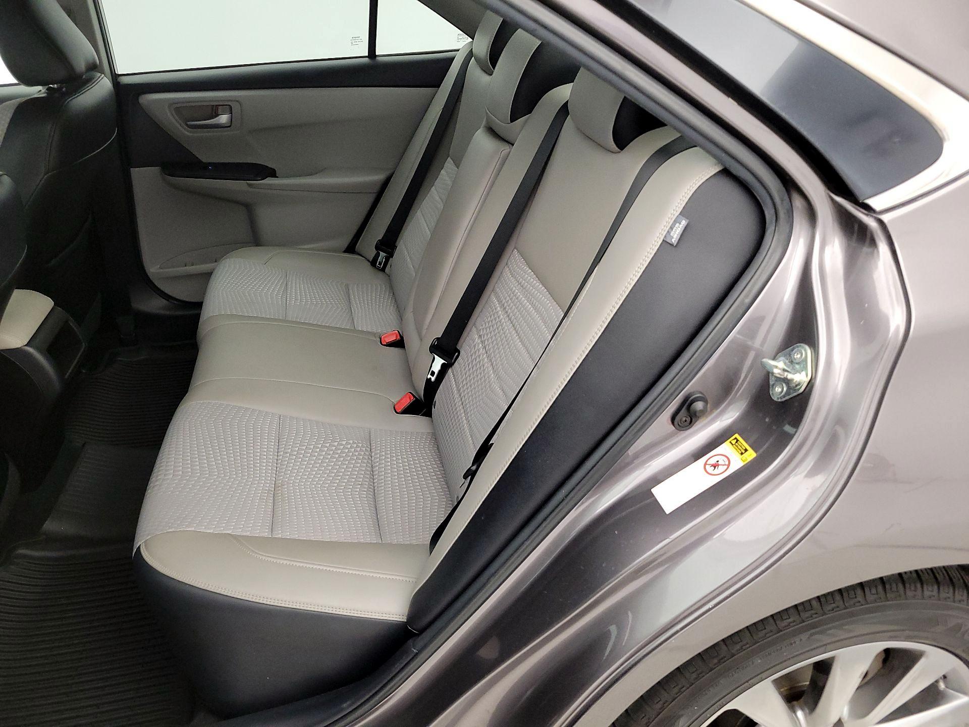 Thumbnail: 2015 Toyota Camry - 19