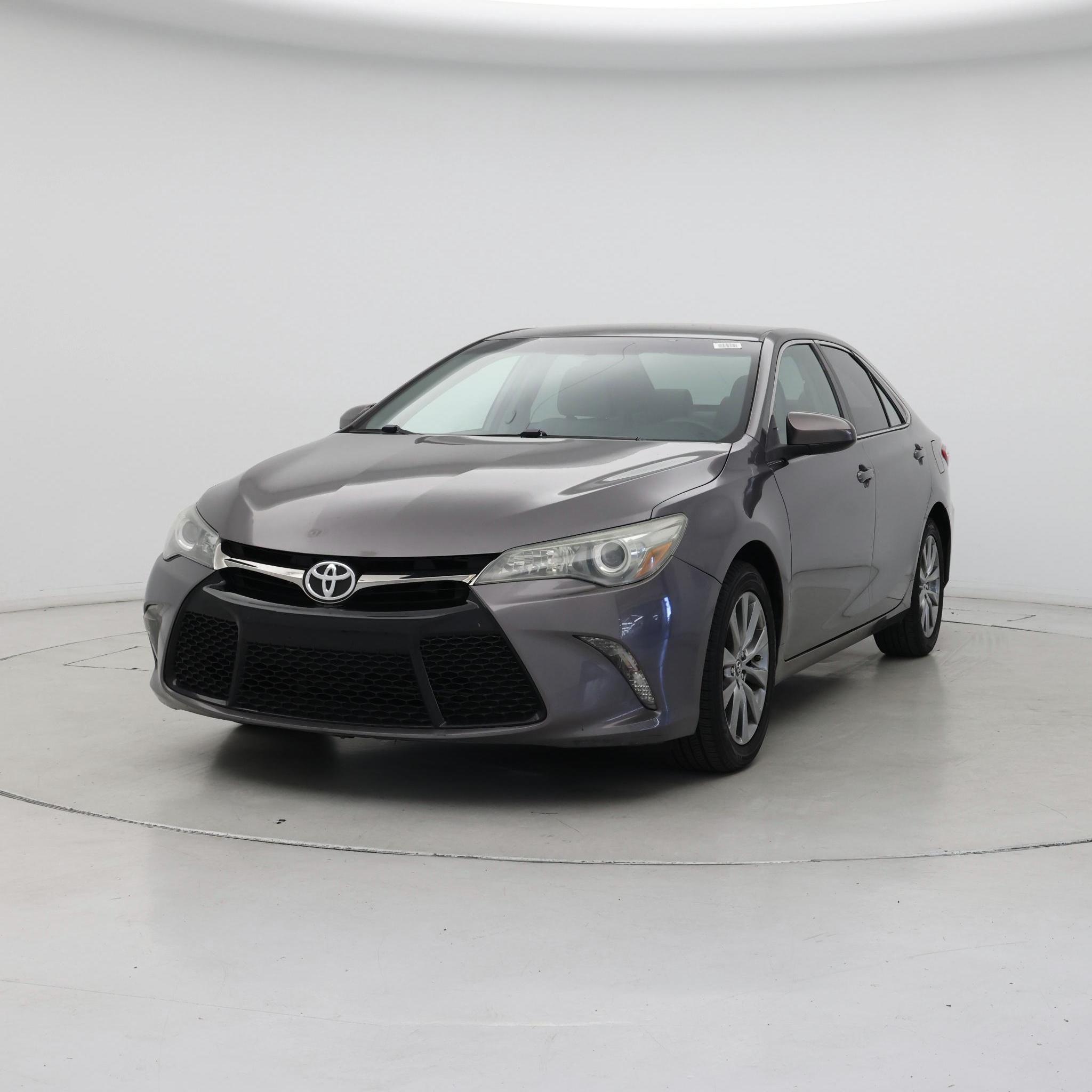Thumbnail: 2015 Toyota Camry - 4