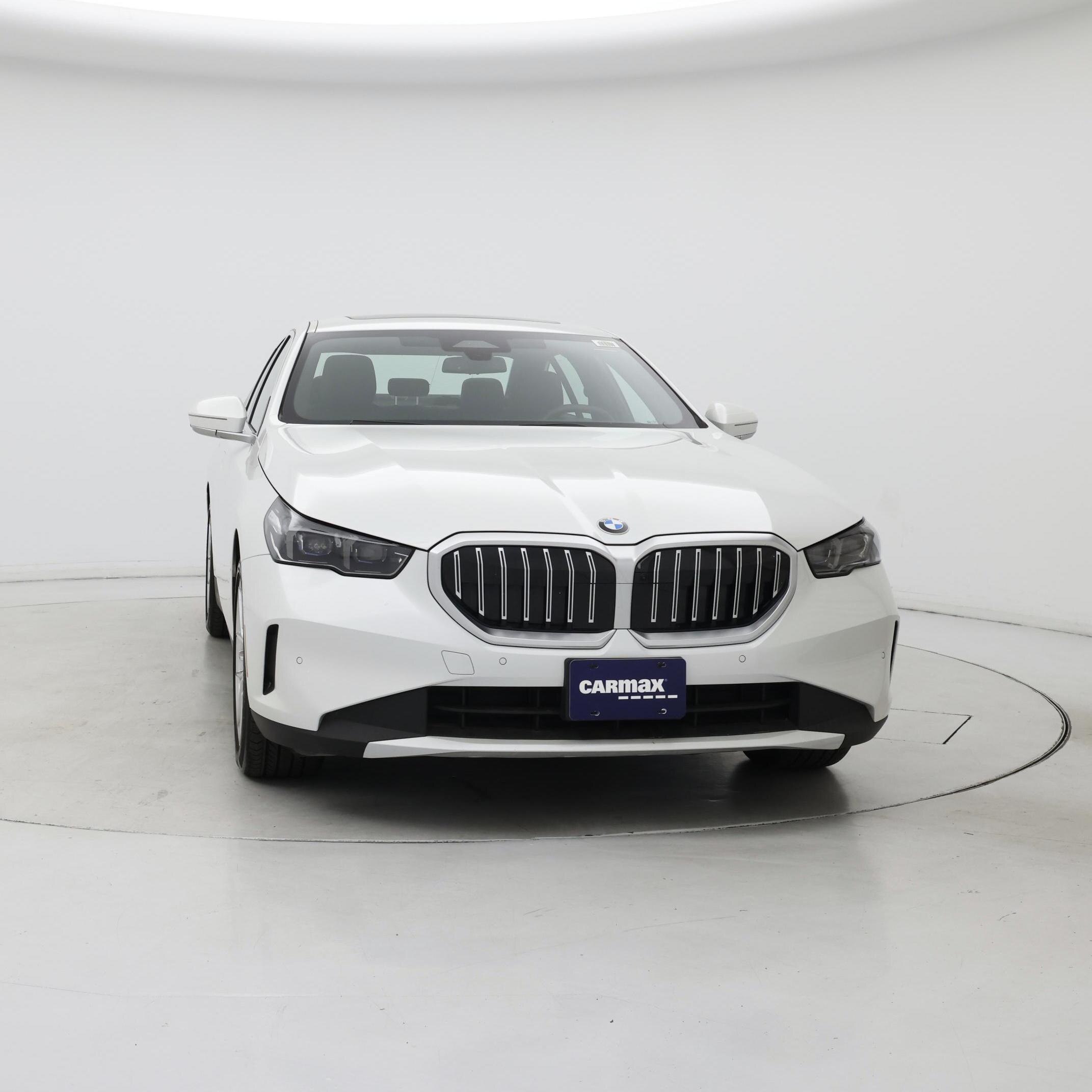 Thumbnail: 2025 BMW 5 Series - 5