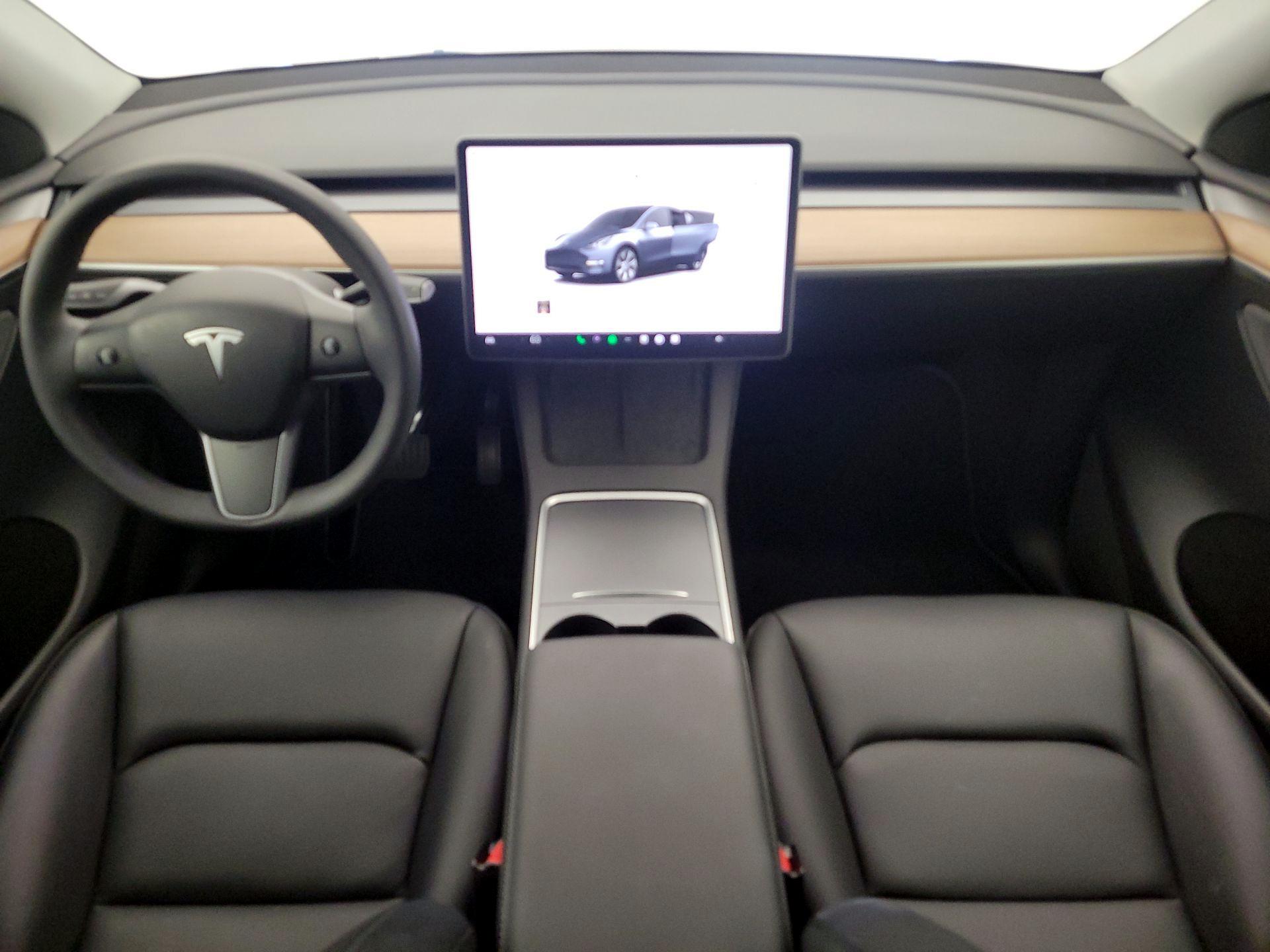Thumbnail: 2023 Tesla Model Y - 9