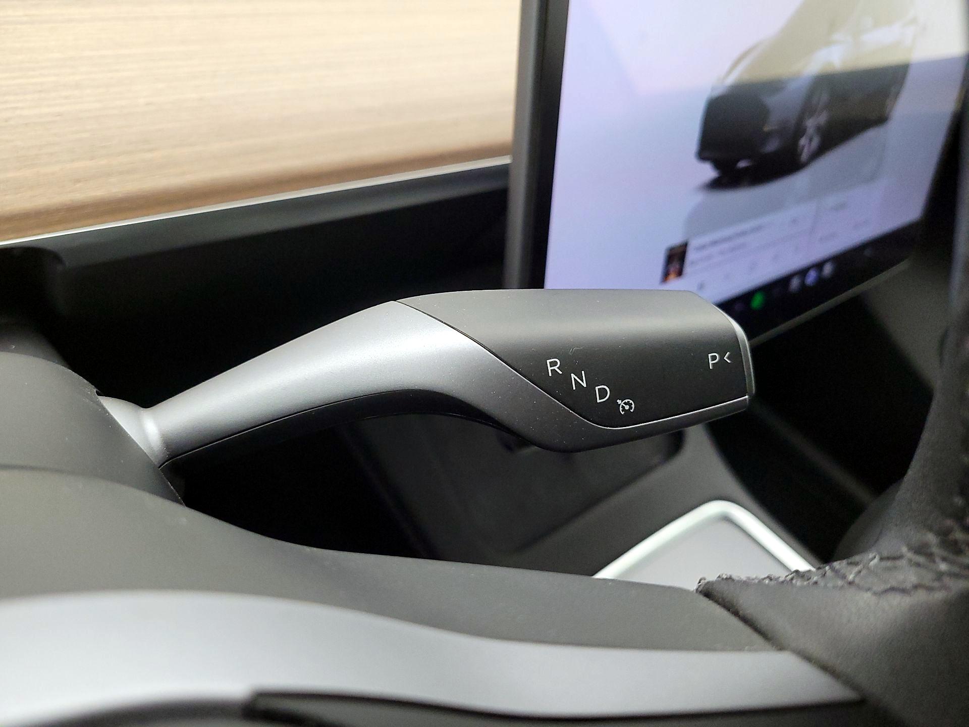 Thumbnail: 2023 Tesla Model Y - 17