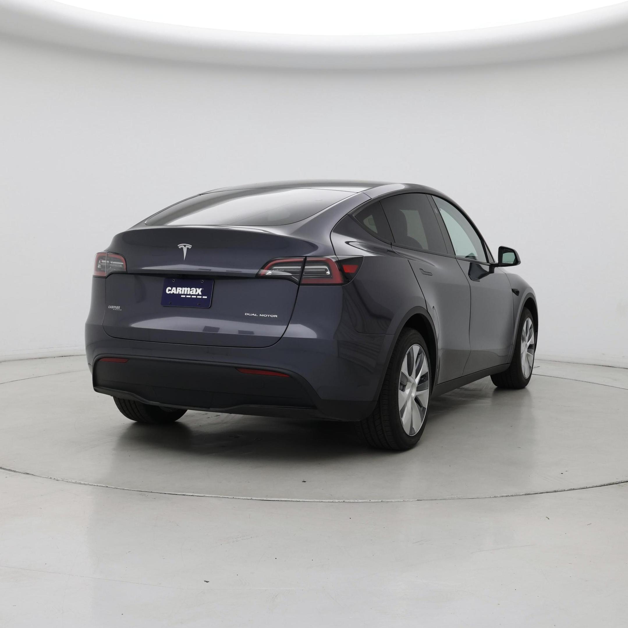 Thumbnail: 2023 Tesla Model Y - 8