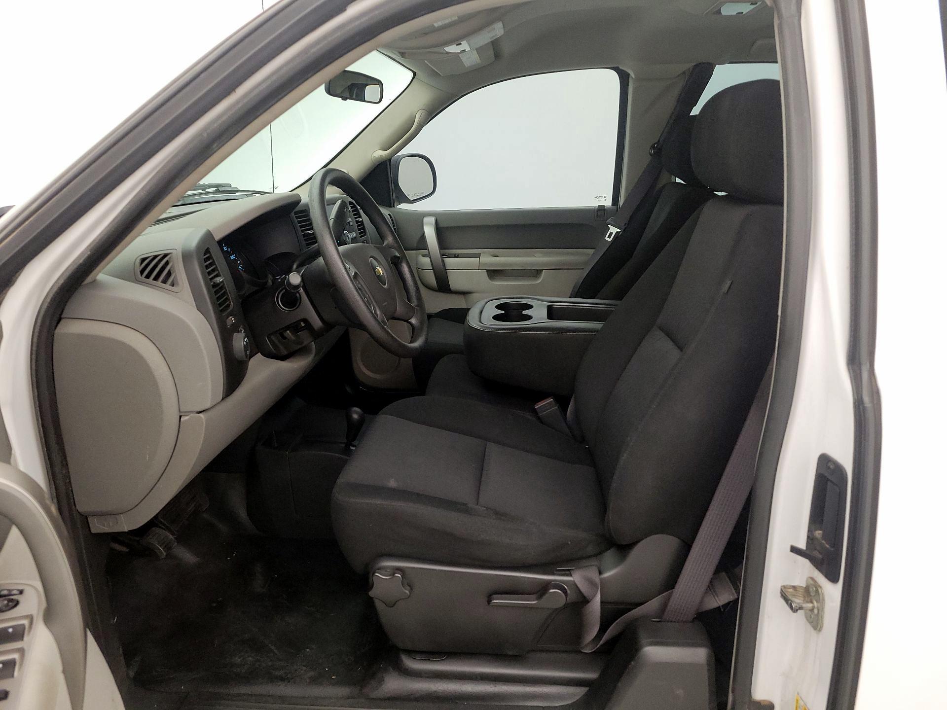Thumbnail: 2013 Chevrolet Silverado 1500 - 11