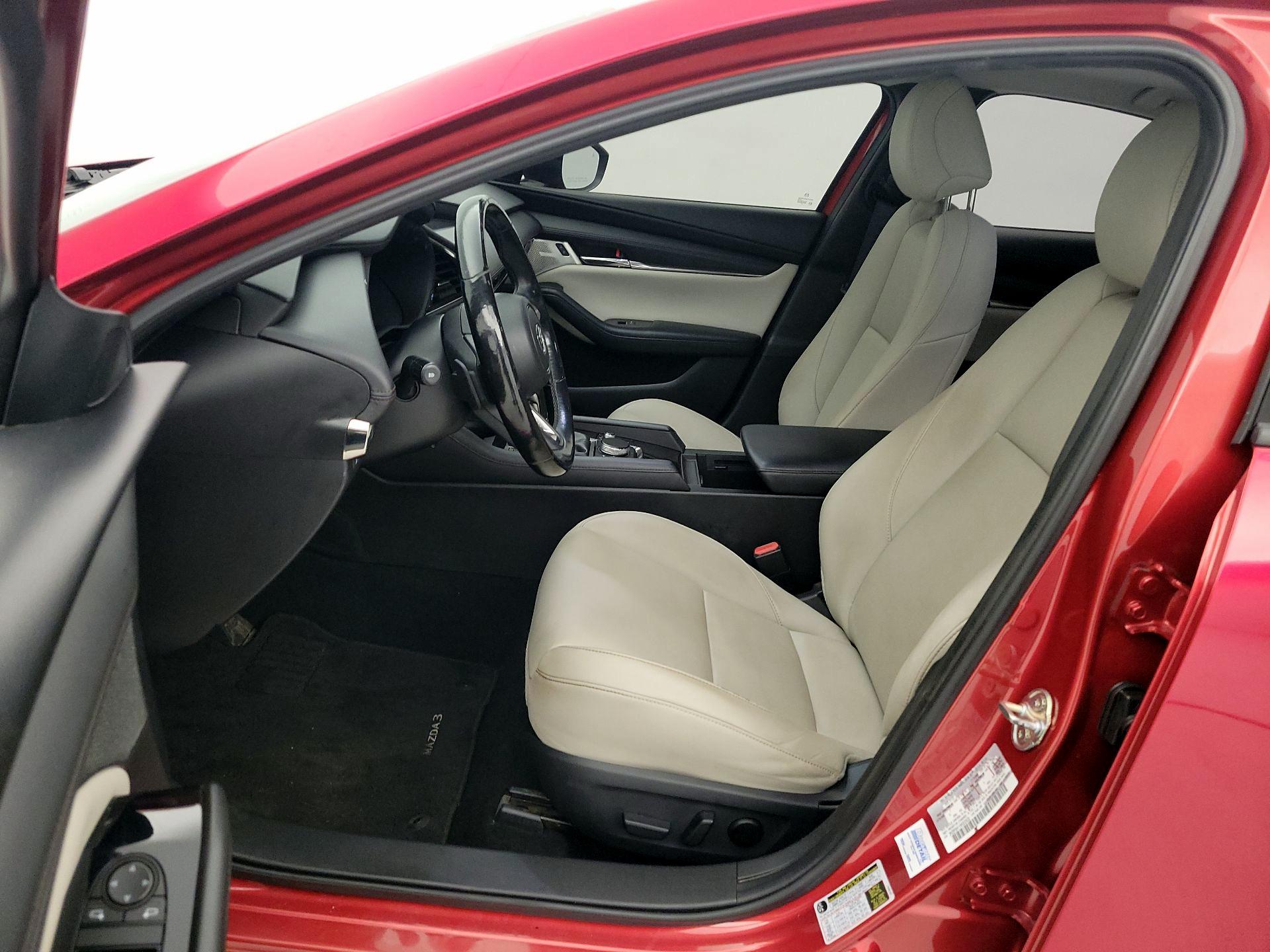 Thumbnail: 2022 Mazda Mazda3 - 11