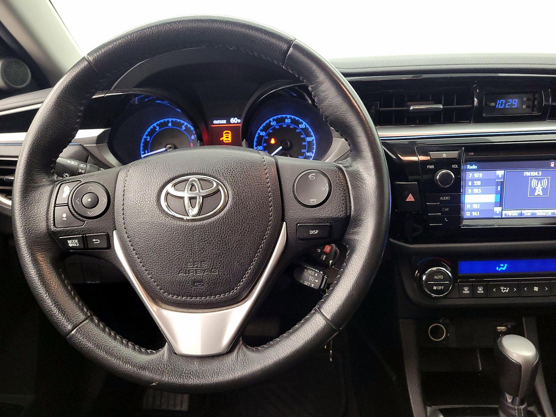 Thumbnail: 2016 Toyota Corolla - 10