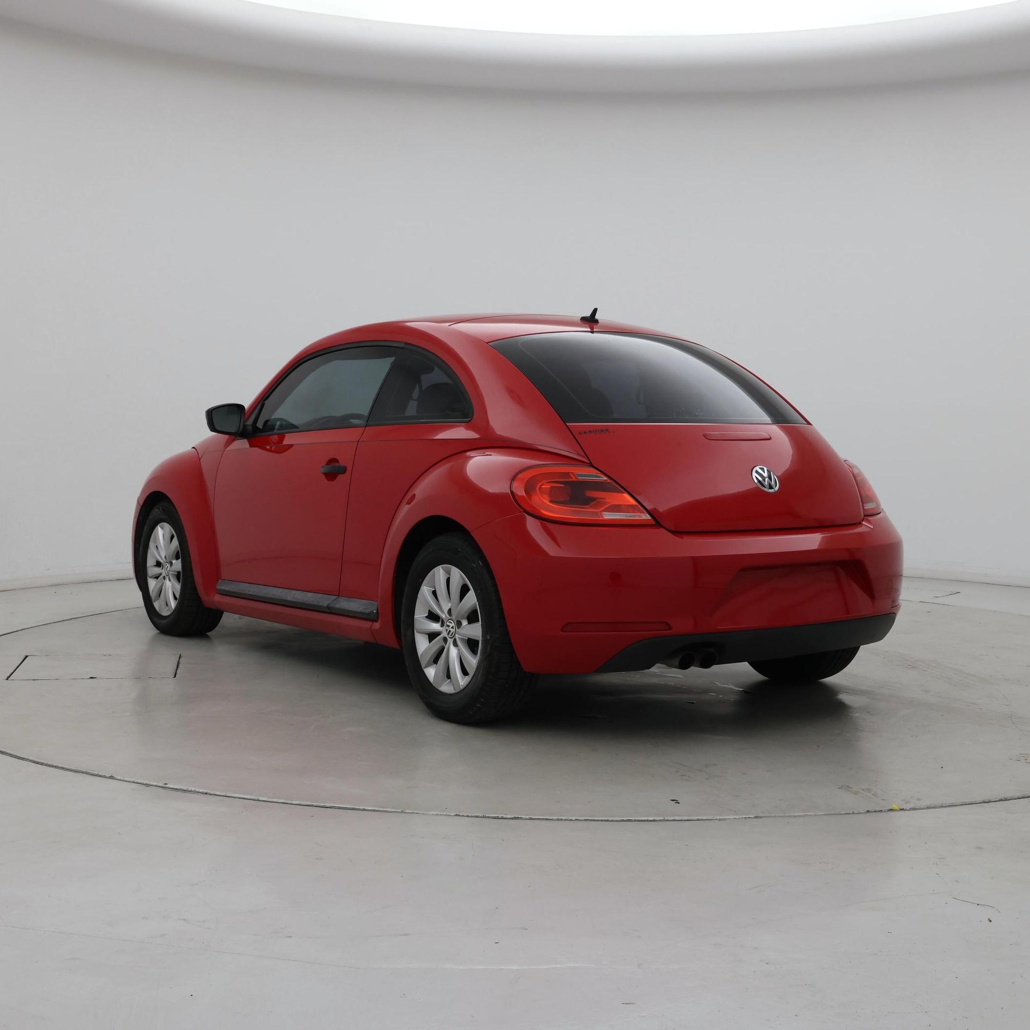 Thumbnail: 2015 Volkswagen Beetle - 2