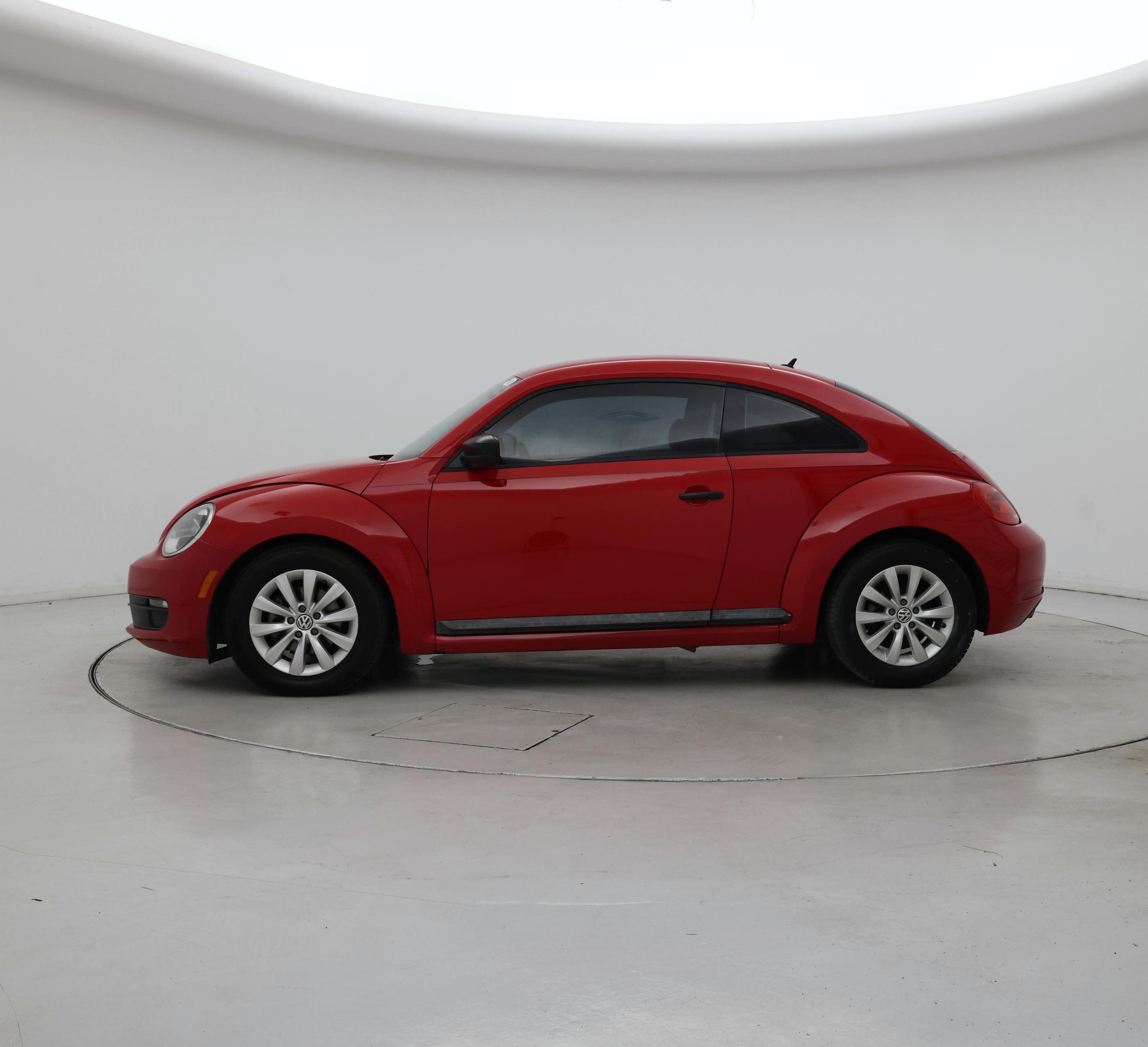 Thumbnail: 2015 Volkswagen Beetle - 3