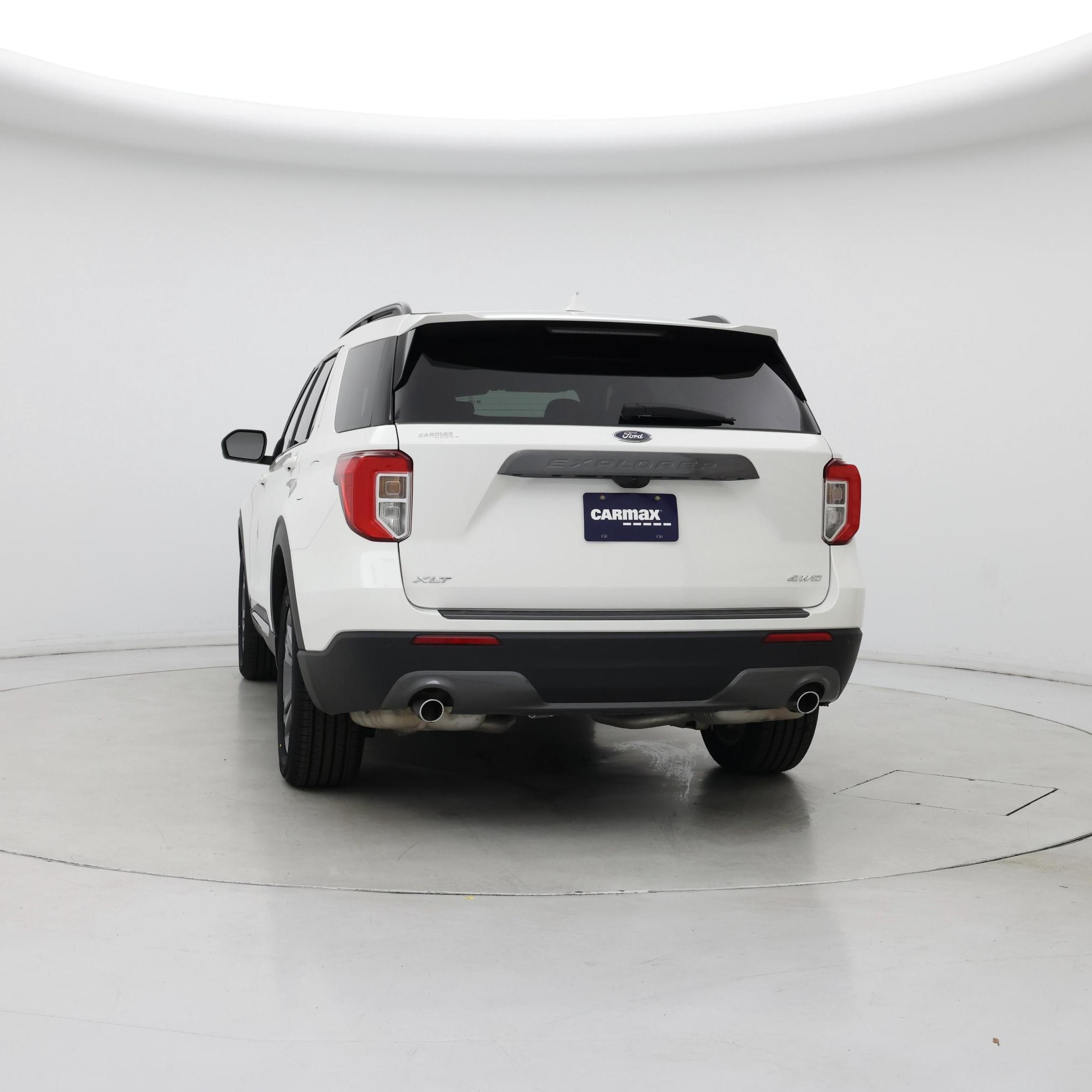 Thumbnail: 2022 Ford Explorer - 6