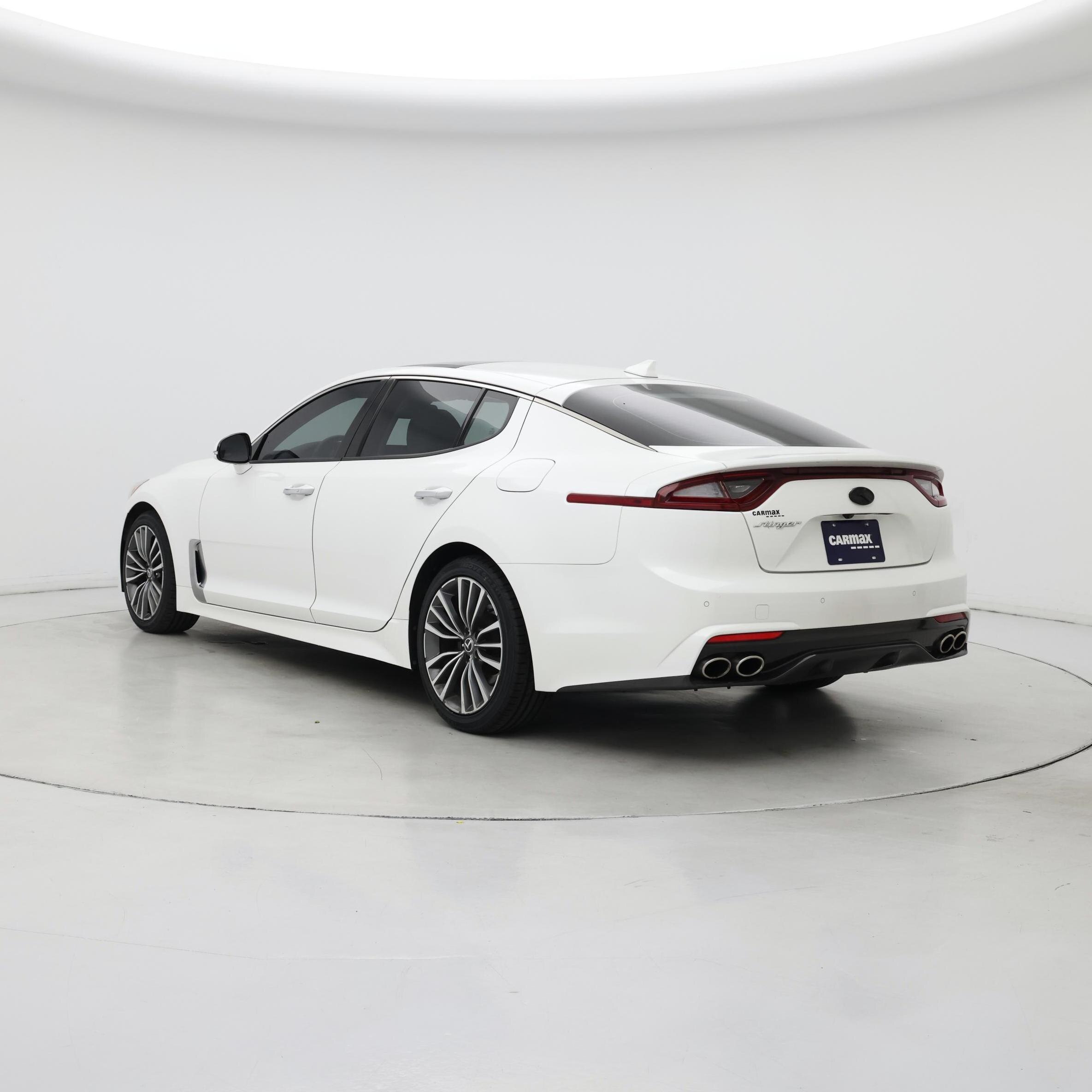 Thumbnail: 2019 Kia Stinger - 2