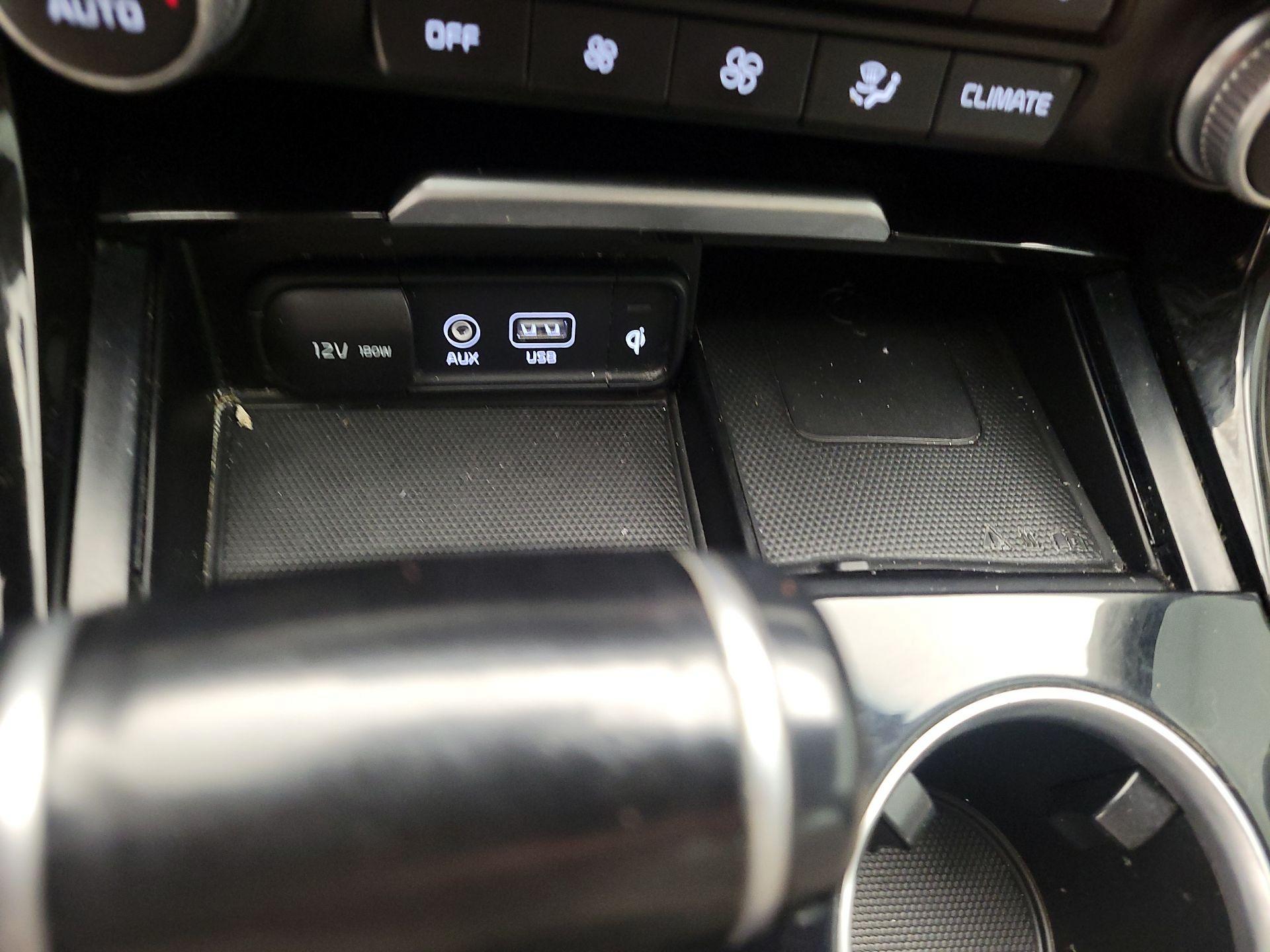 Thumbnail: 2019 Kia Stinger - 19