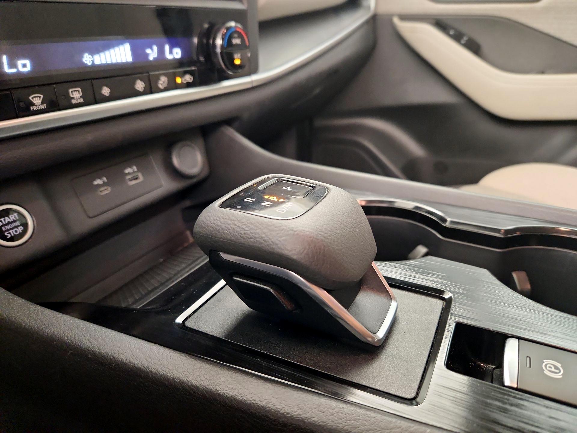 Thumbnail: 2023 Nissan Rogue - 17