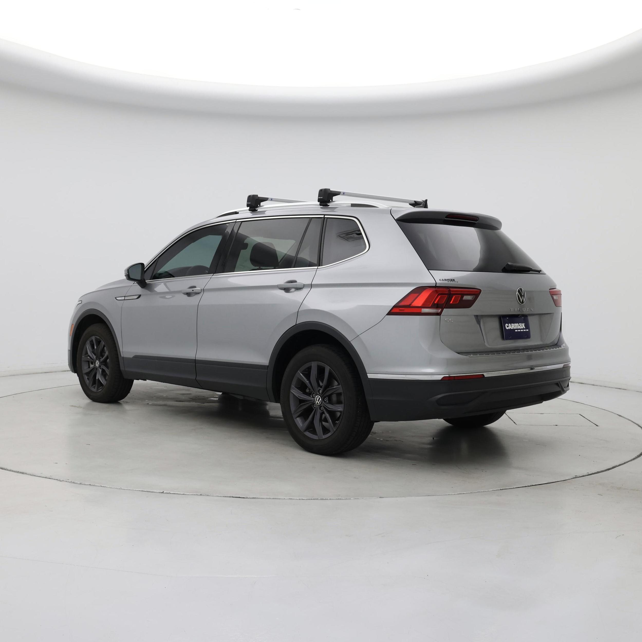 Thumbnail: 2022 Volkswagen Tiguan - 2