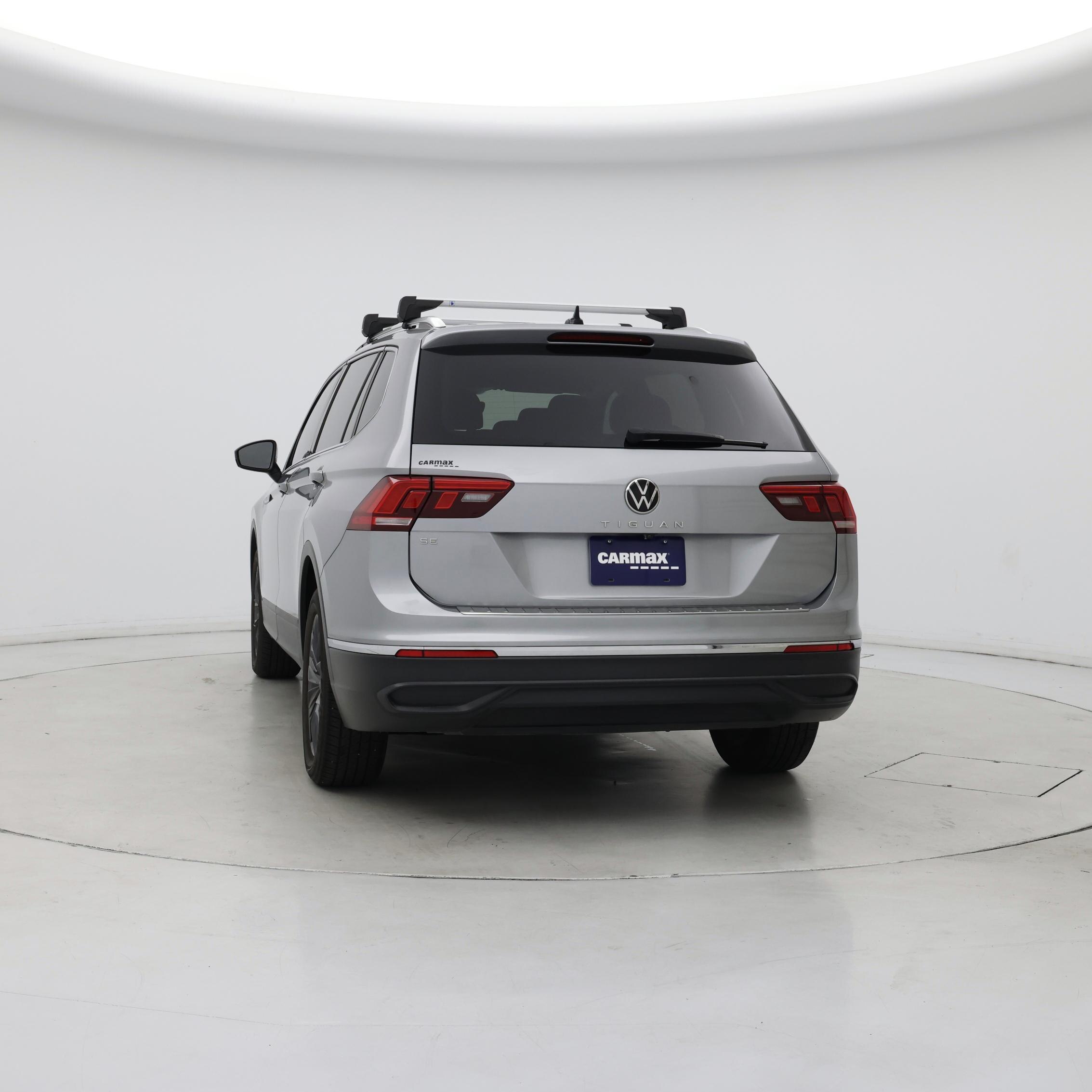 Thumbnail: 2022 Volkswagen Tiguan - 6