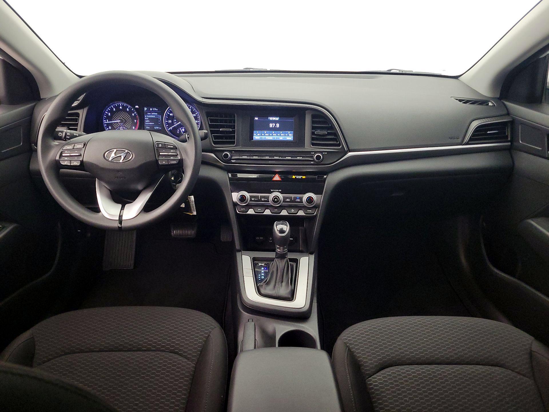 Thumbnail: 2020 Hyundai Elantra - 9