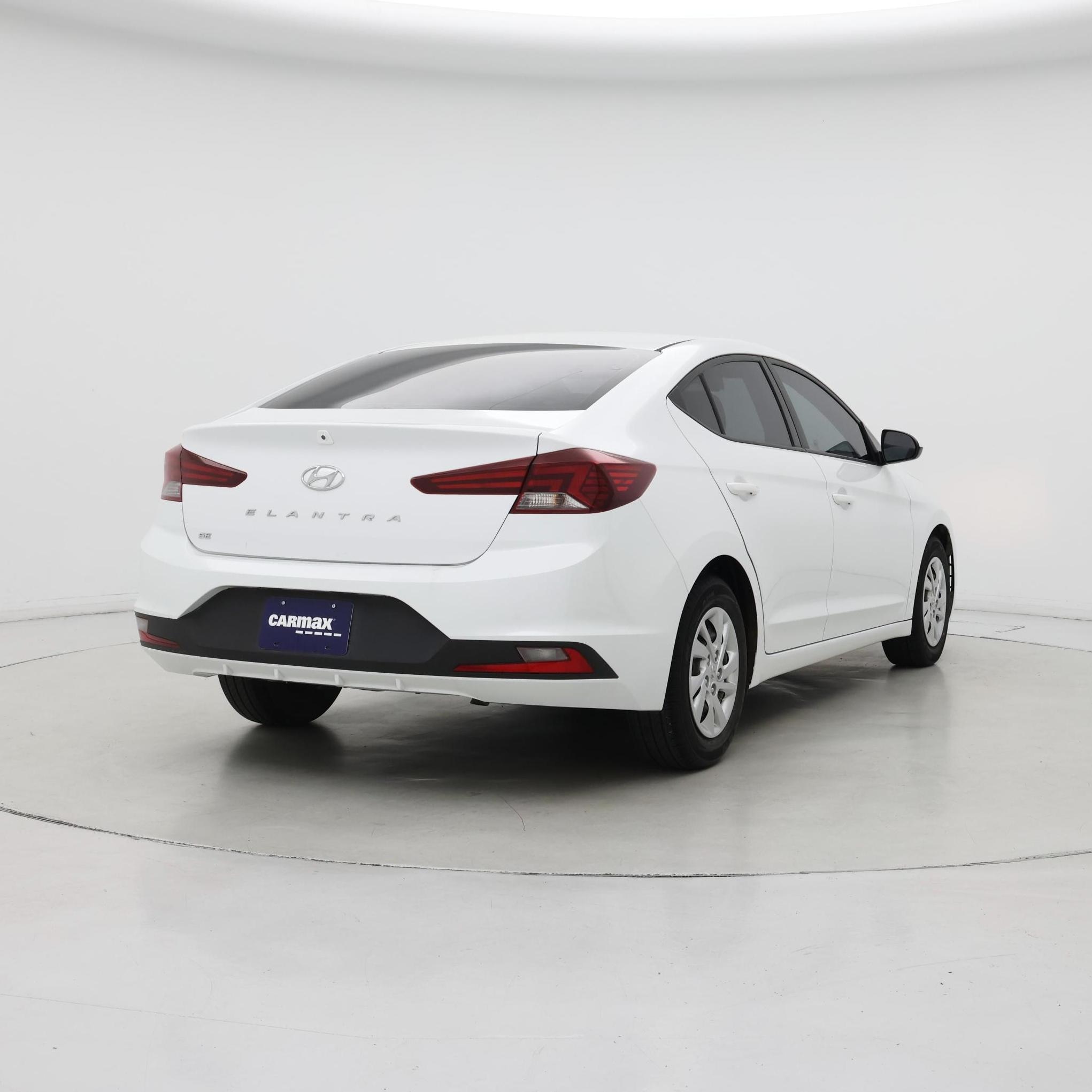 Thumbnail: 2020 Hyundai Elantra - 8