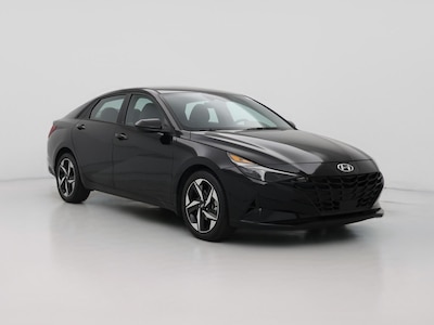 Black 2023 Hyundai Elantra SEL