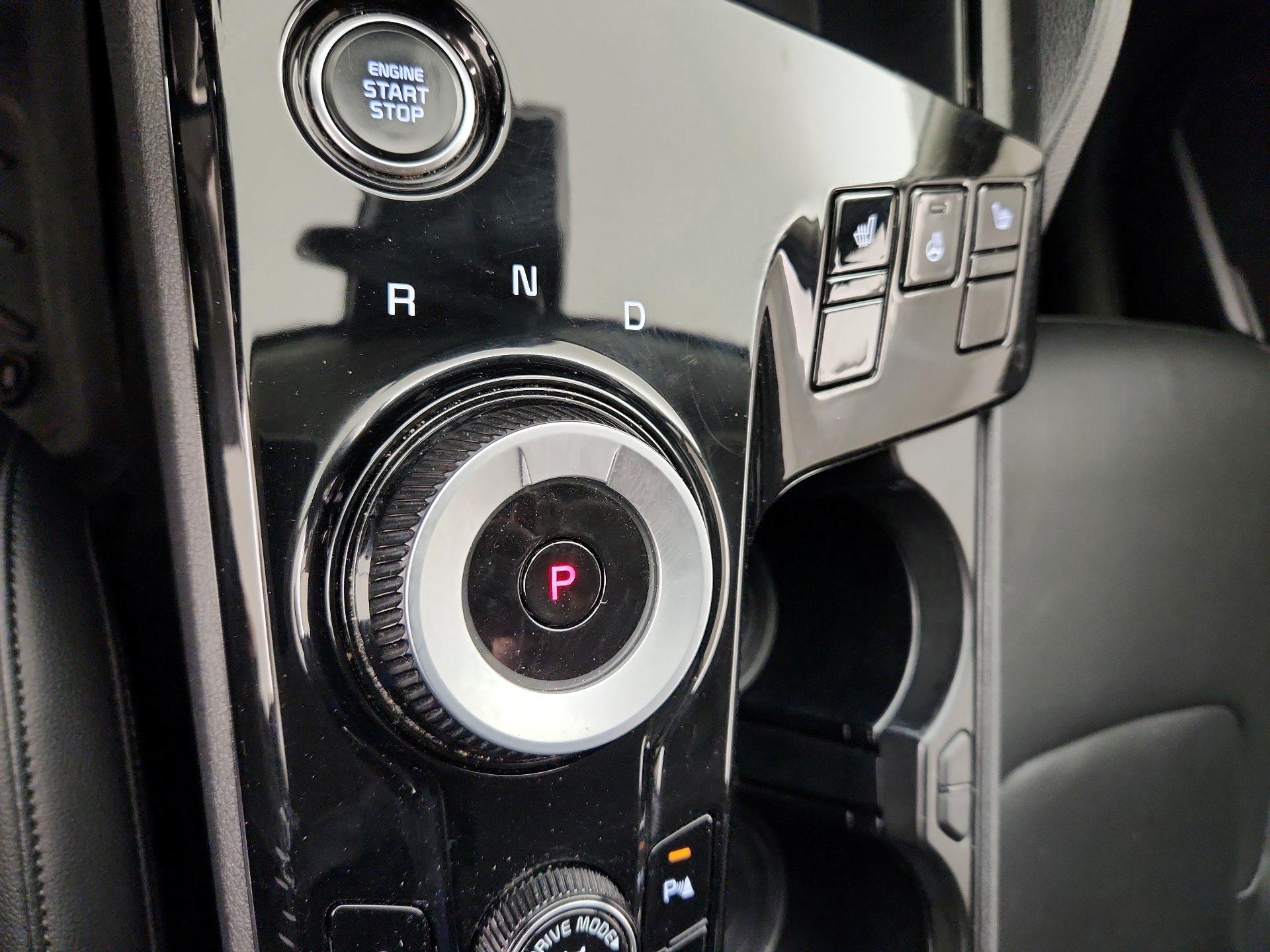 Thumbnail: 2023 Kia Sportage - 18