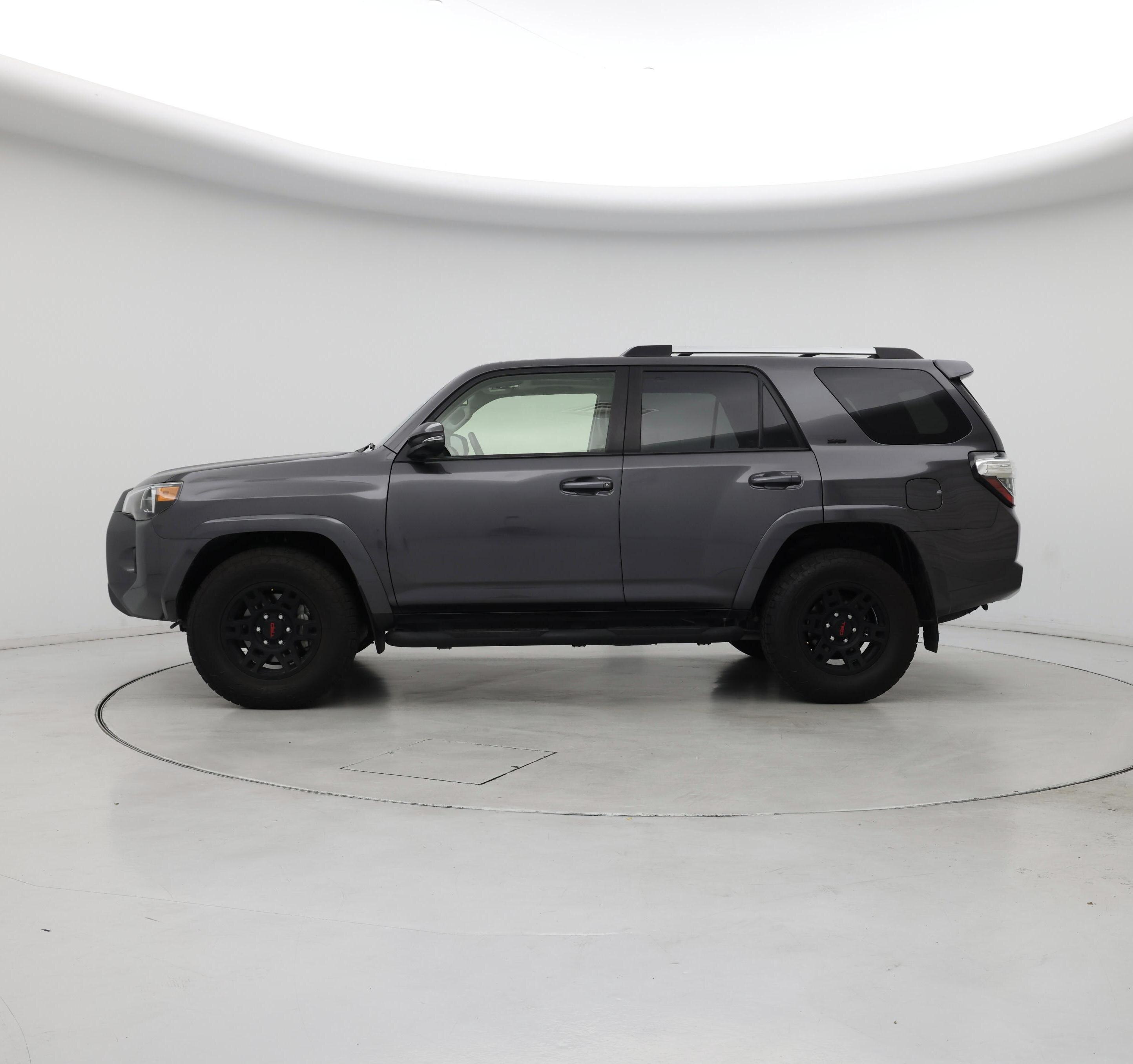 Thumbnail: 2023 Toyota 4Runner - 3