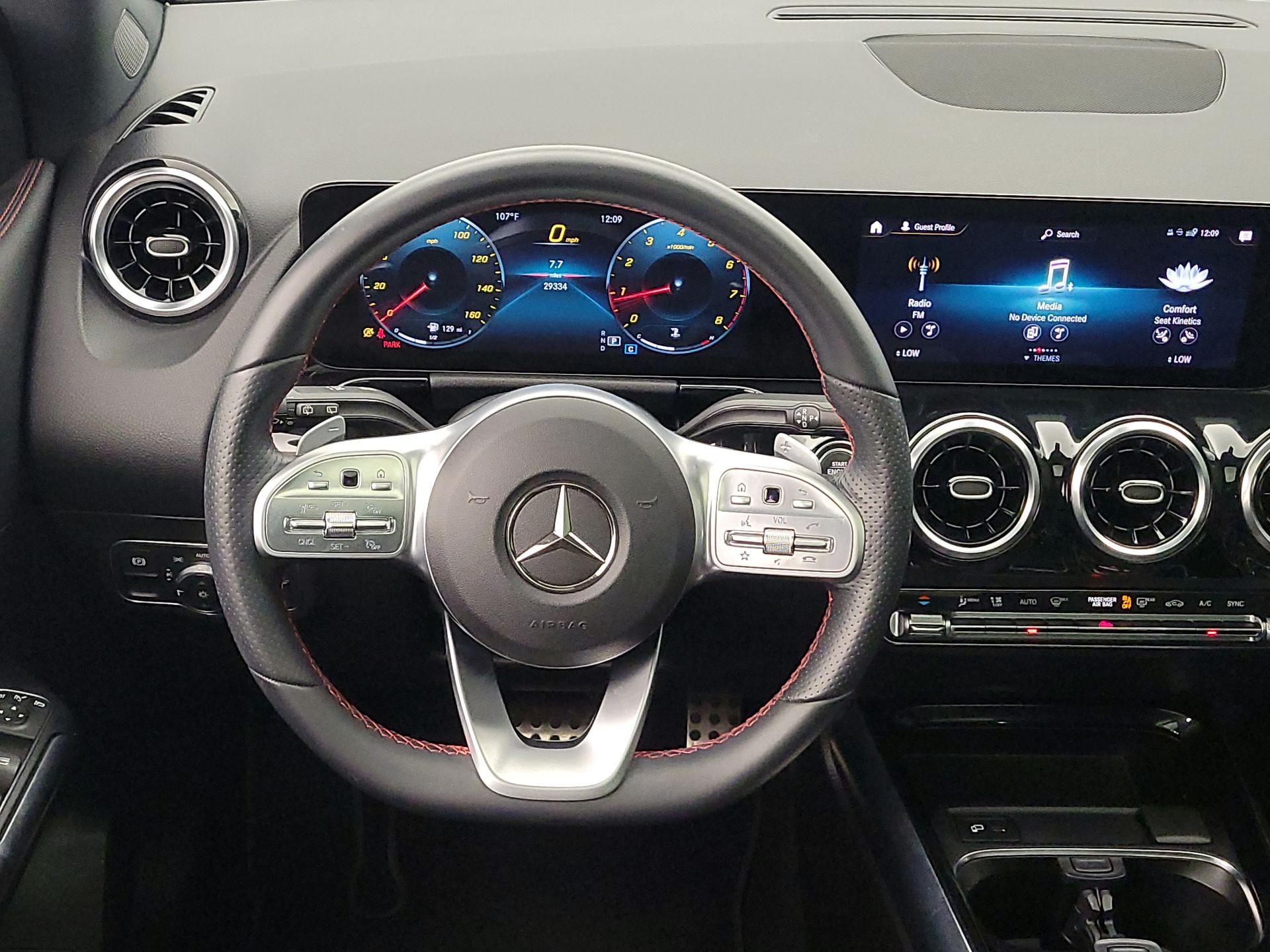 Thumbnail: 2022 Mercedes-Benz GLA - 10