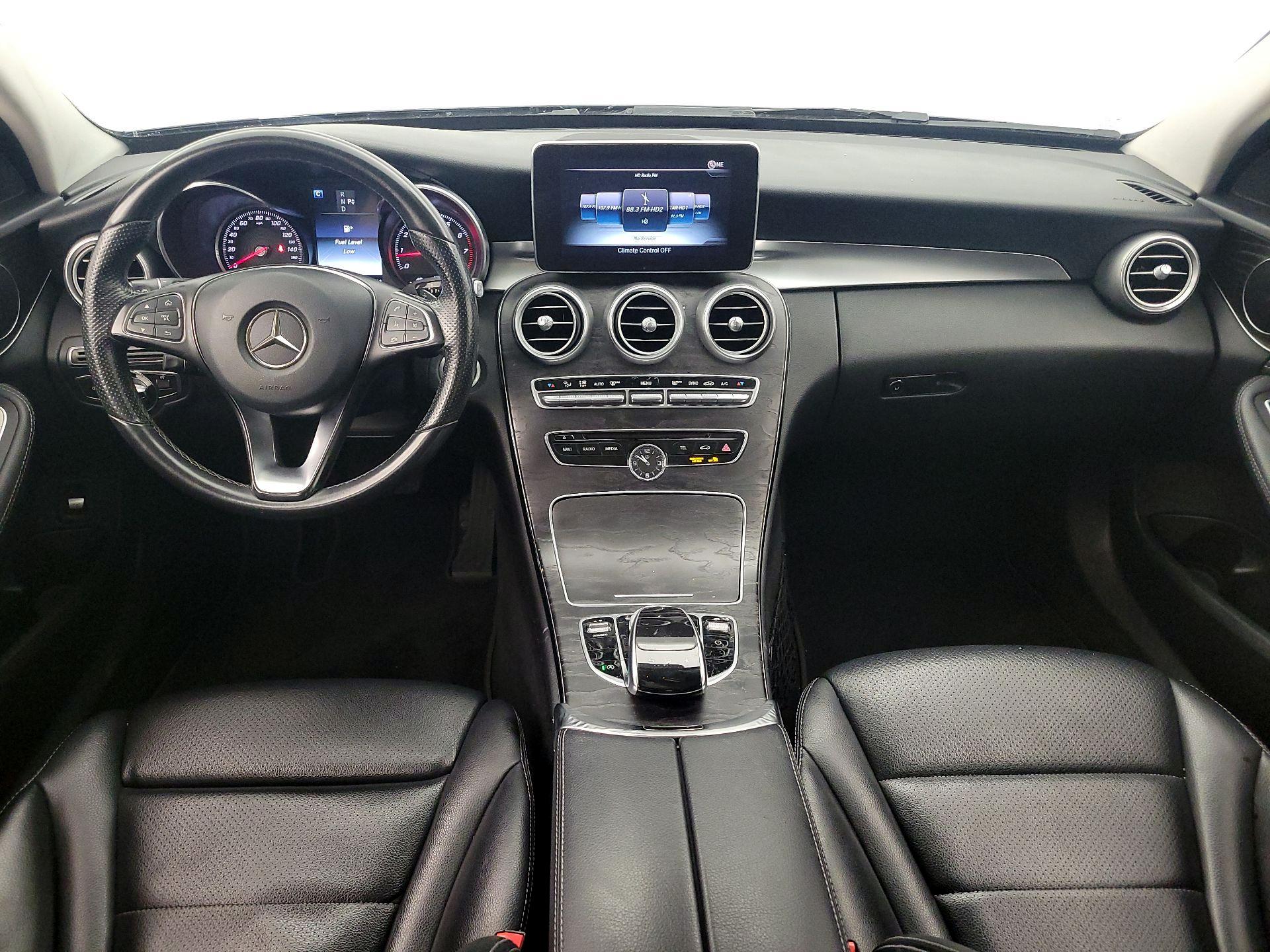 Thumbnail: 2016 Mercedes-Benz C-Class - 9