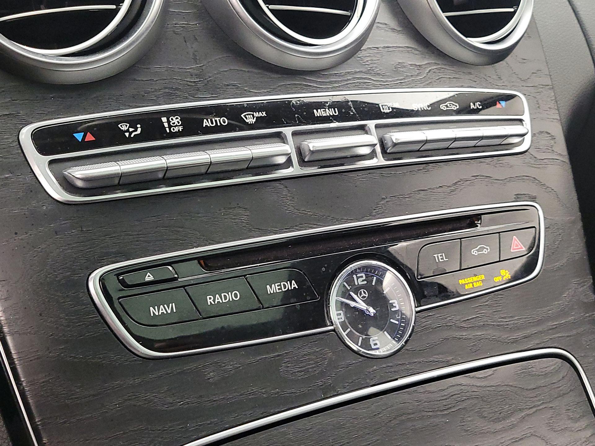 Thumbnail: 2016 Mercedes-Benz C-Class - 17