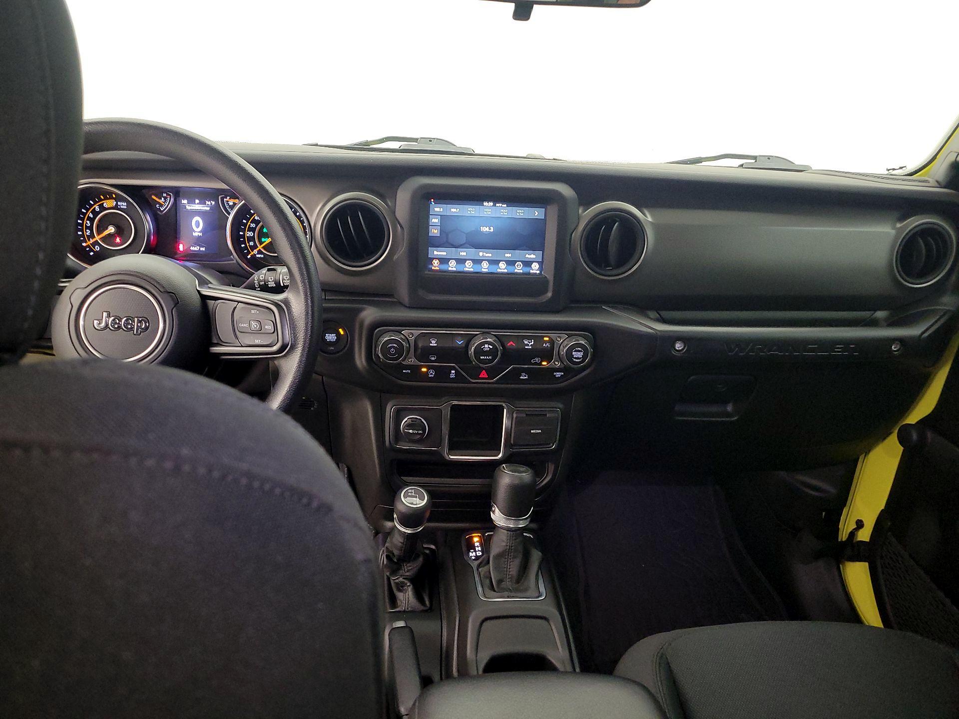 Thumbnail: 2023 Jeep Wrangler - 9