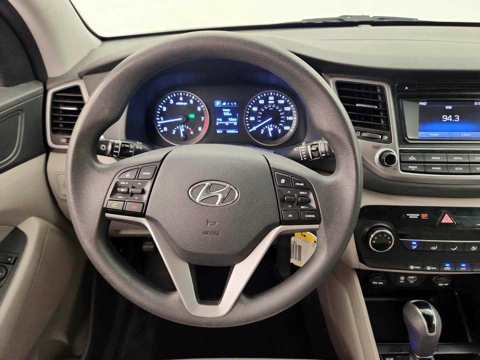 Thumbnail: 2017 Hyundai Tucson - 10