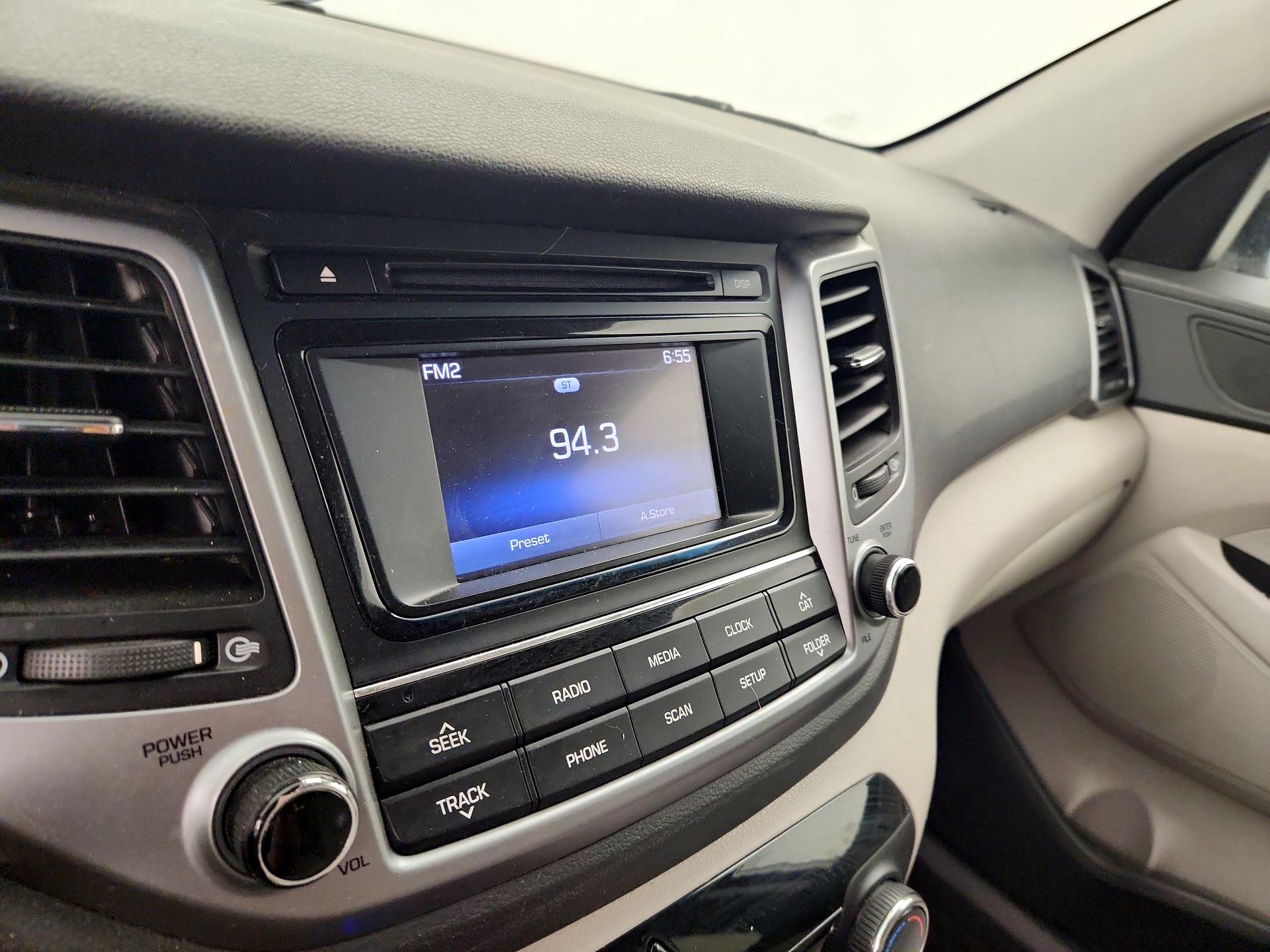 Thumbnail: 2017 Hyundai Tucson - 15