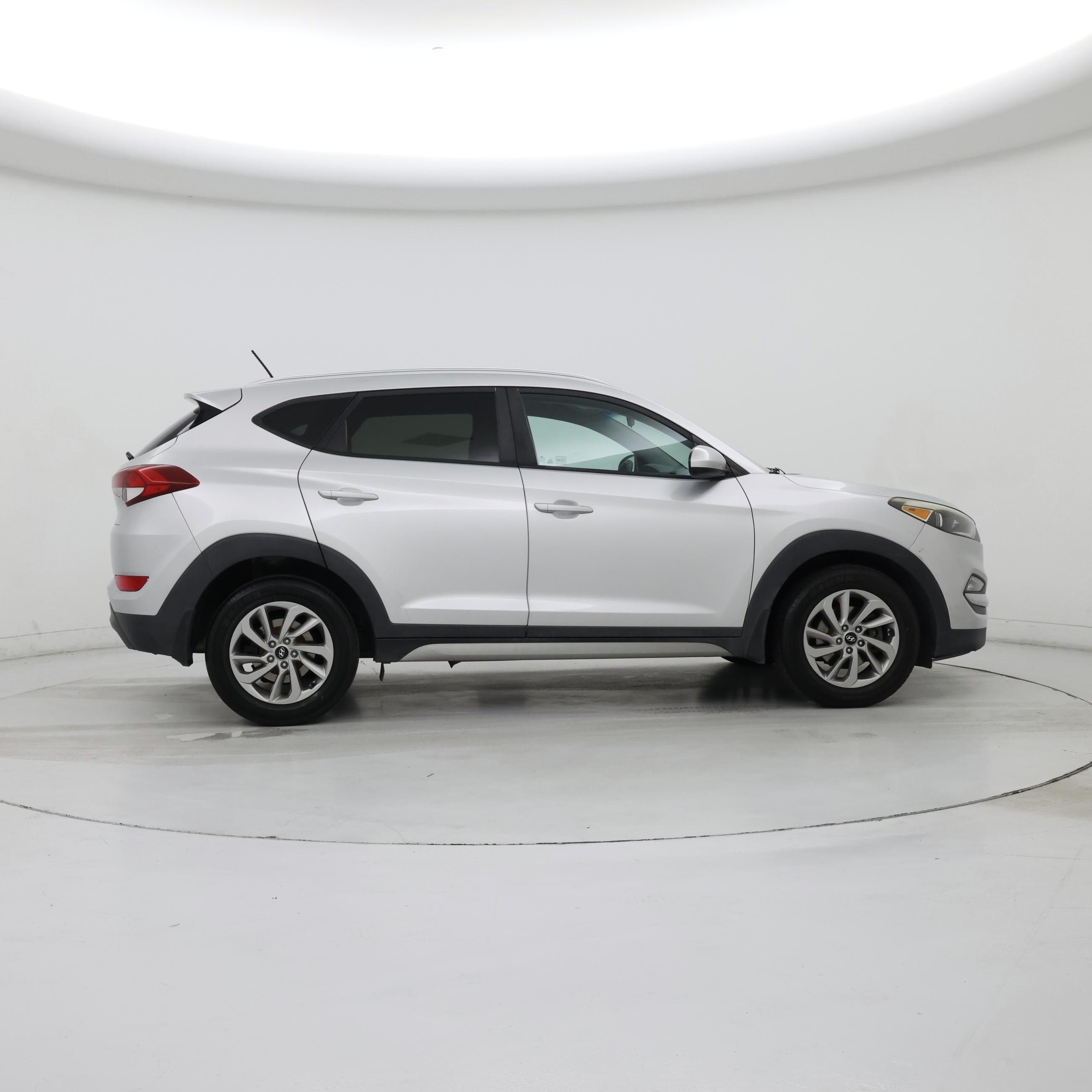 Thumbnail: 2017 Hyundai Tucson - 7