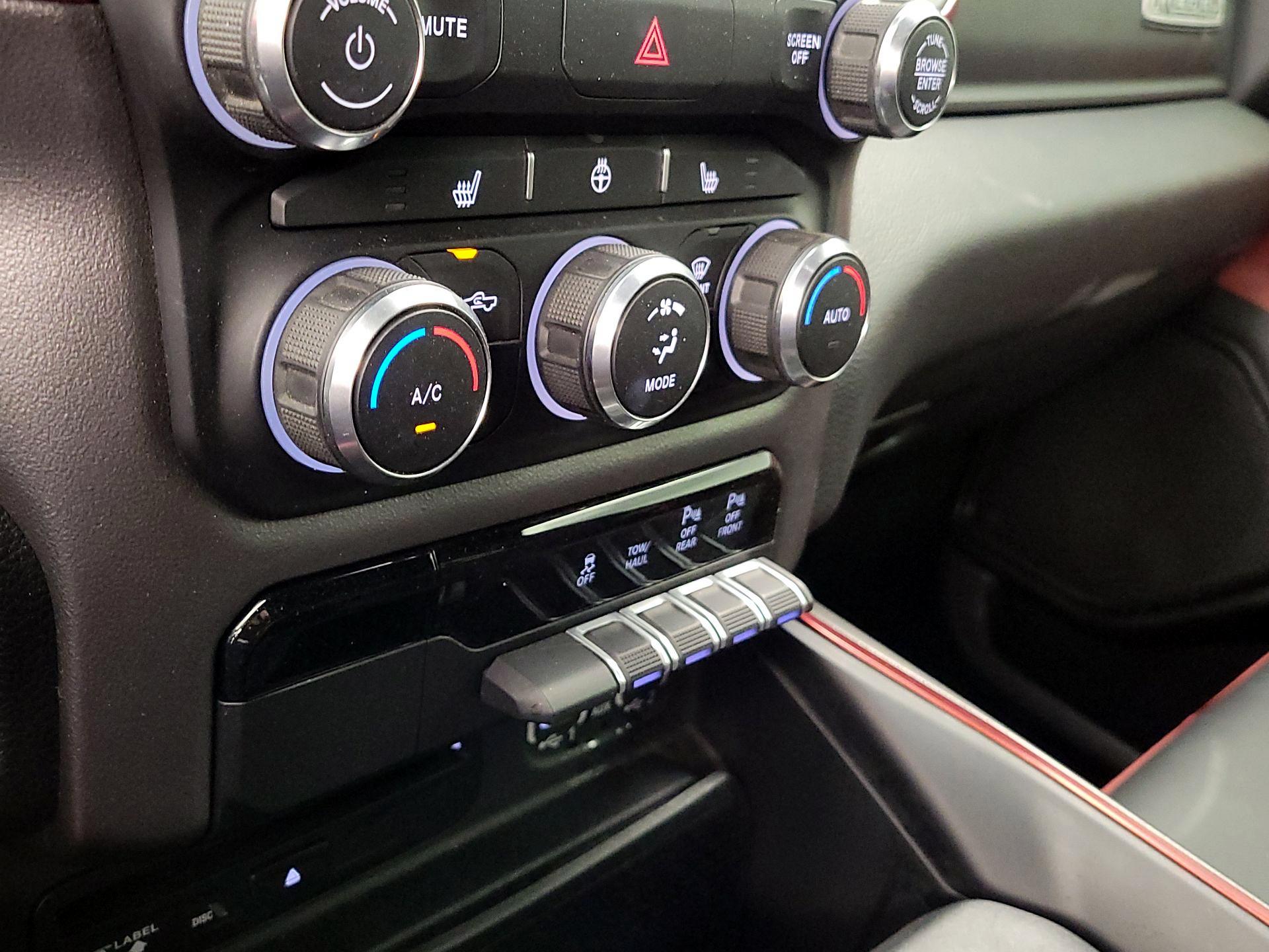Thumbnail: 2019 RAM 1500 - 16