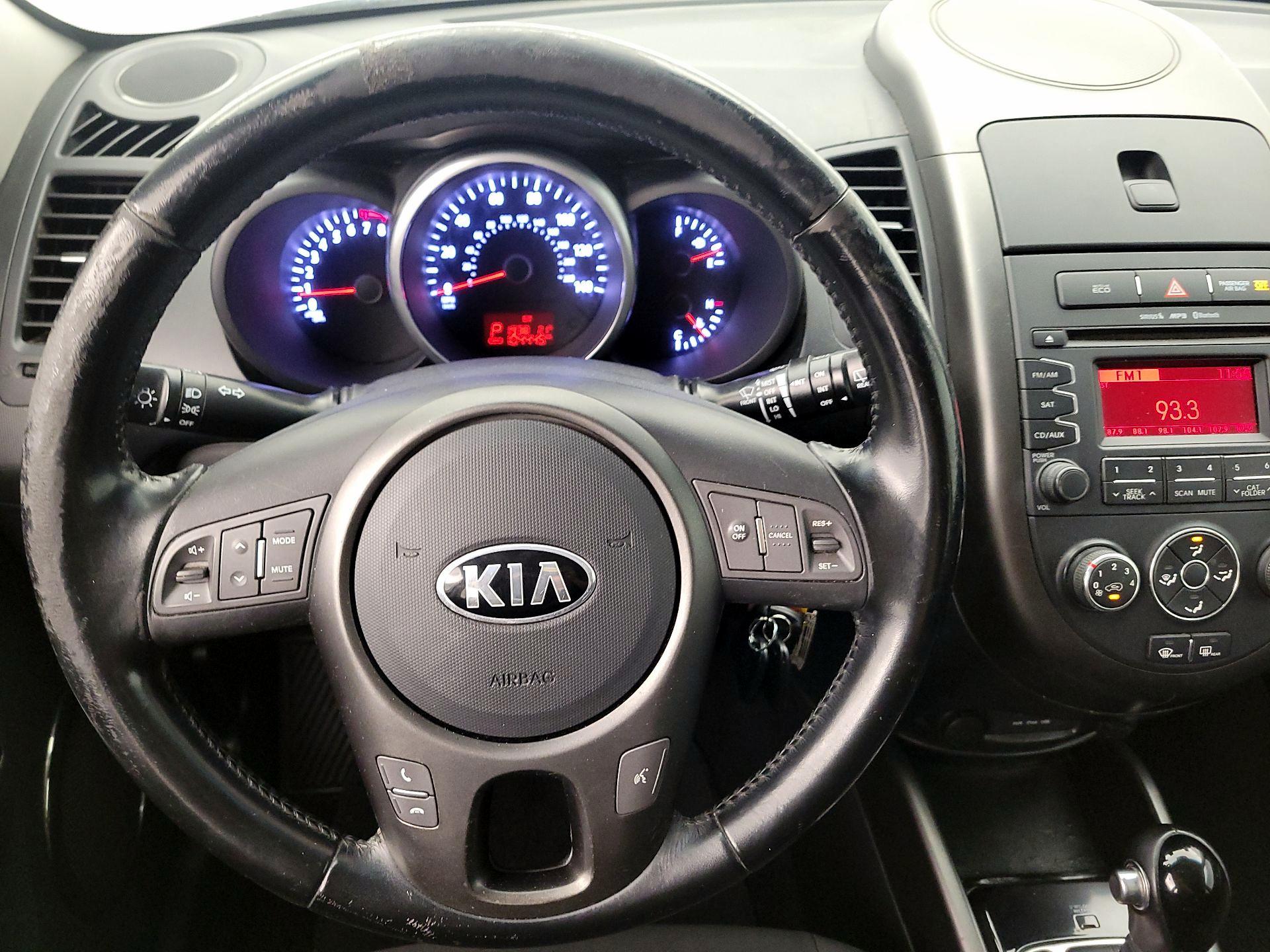 Thumbnail: 2013 Kia Soul - 10