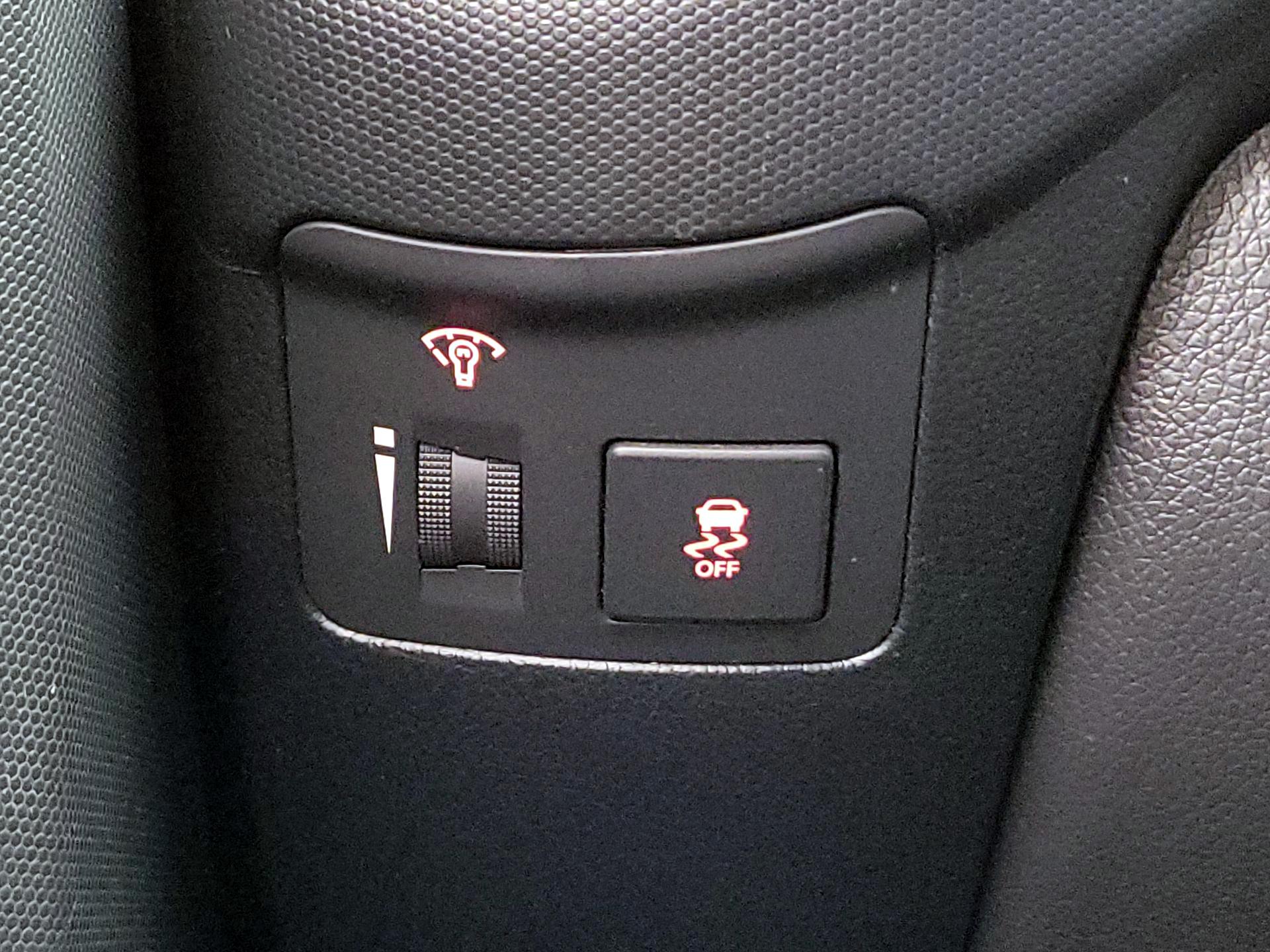 Thumbnail: 2013 Kia Soul - 13