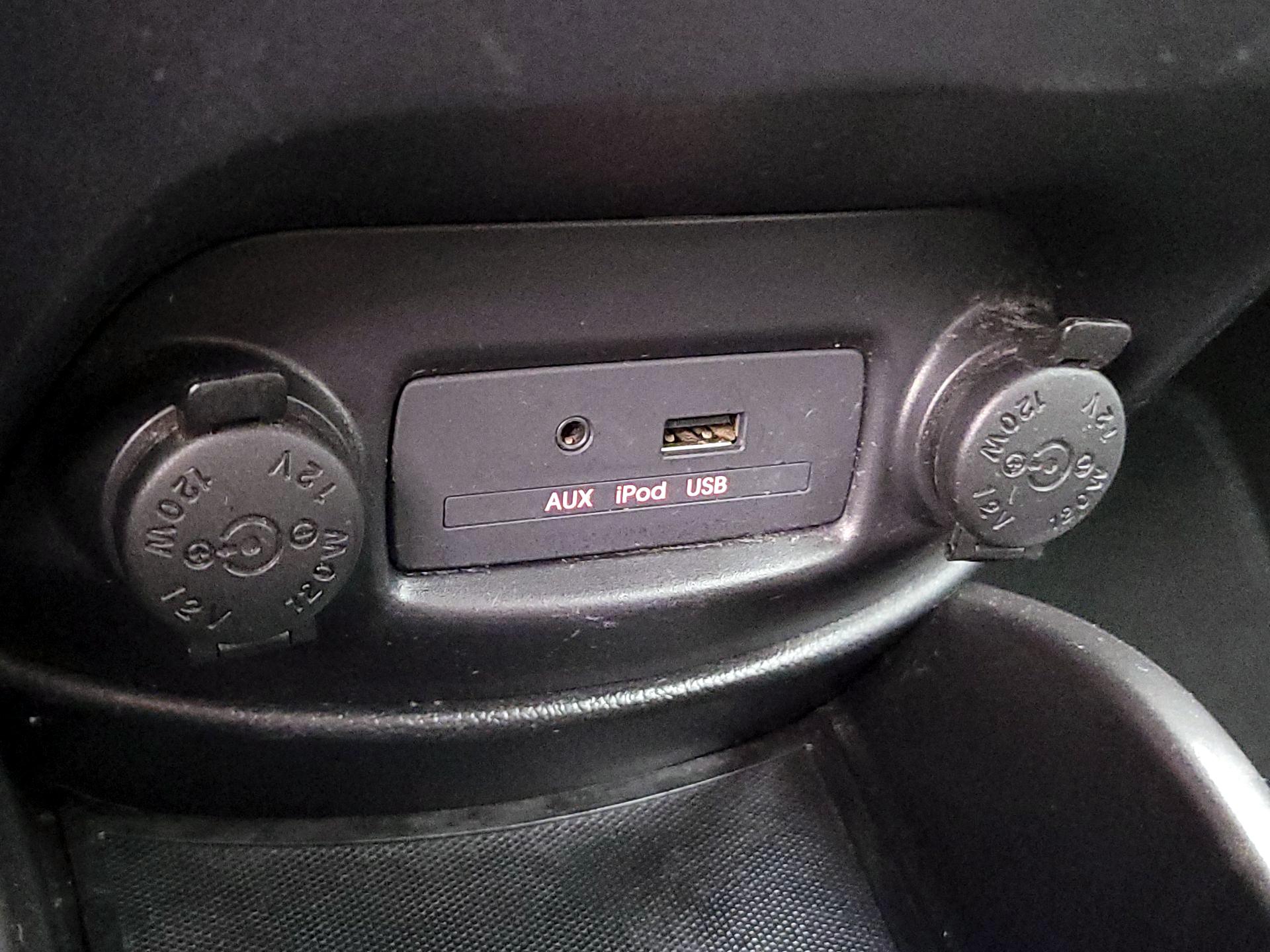 Thumbnail: 2013 Kia Soul - 17