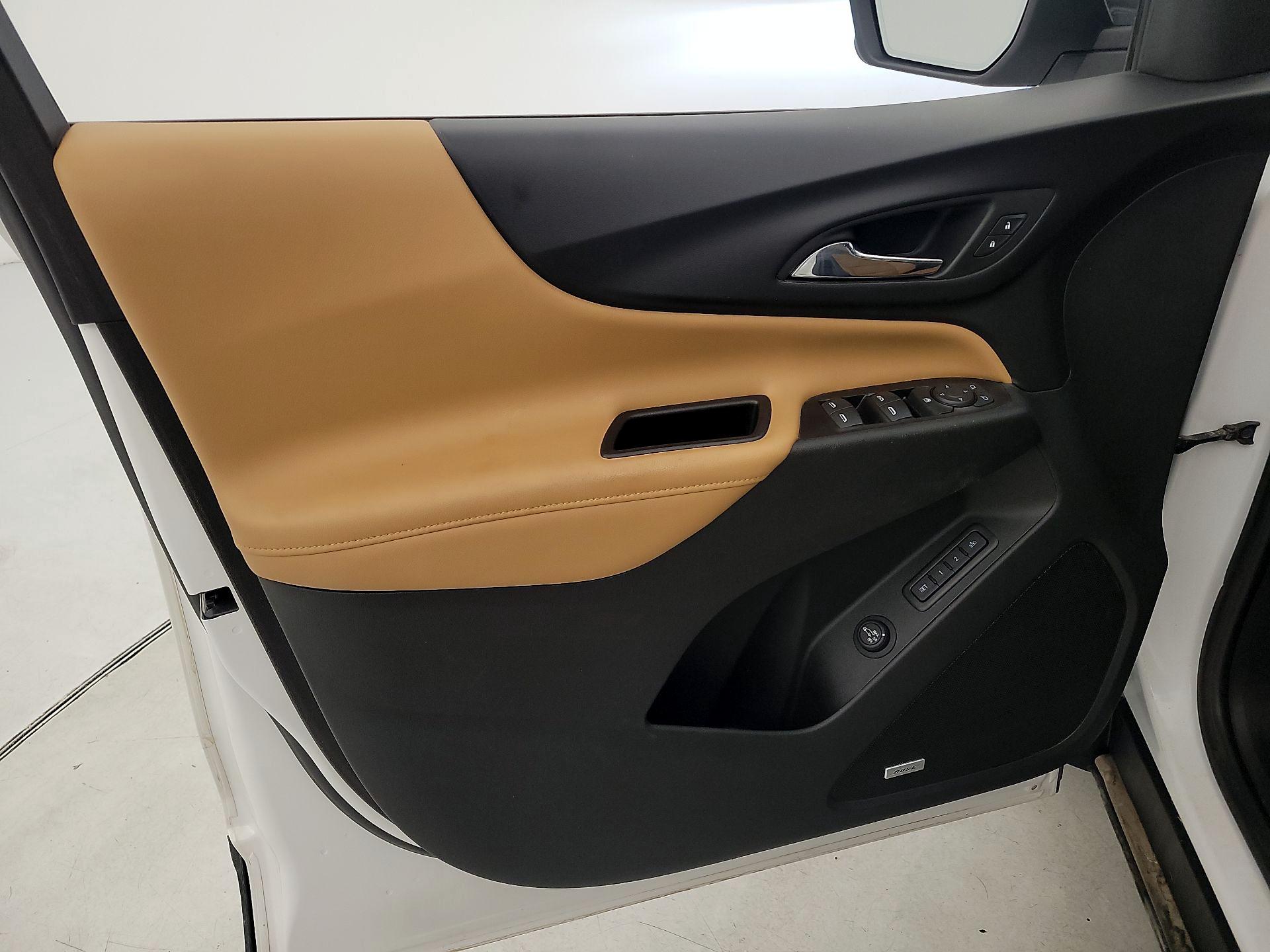 Thumbnail: 2019 Chevrolet Equinox - 12