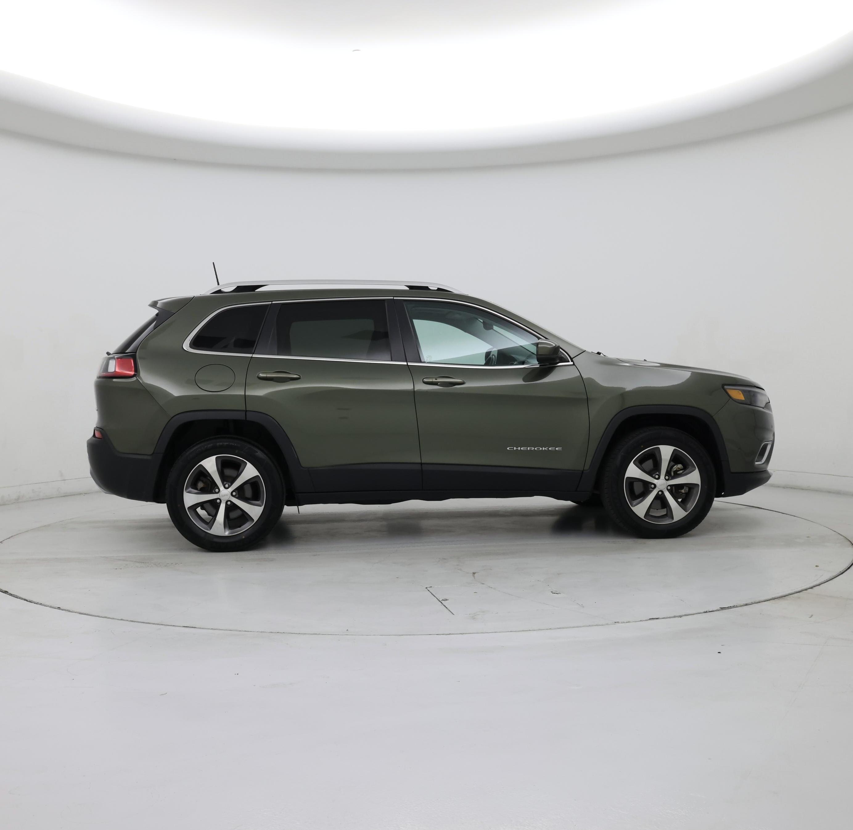 Thumbnail: 2021 Jeep Cherokee - 7