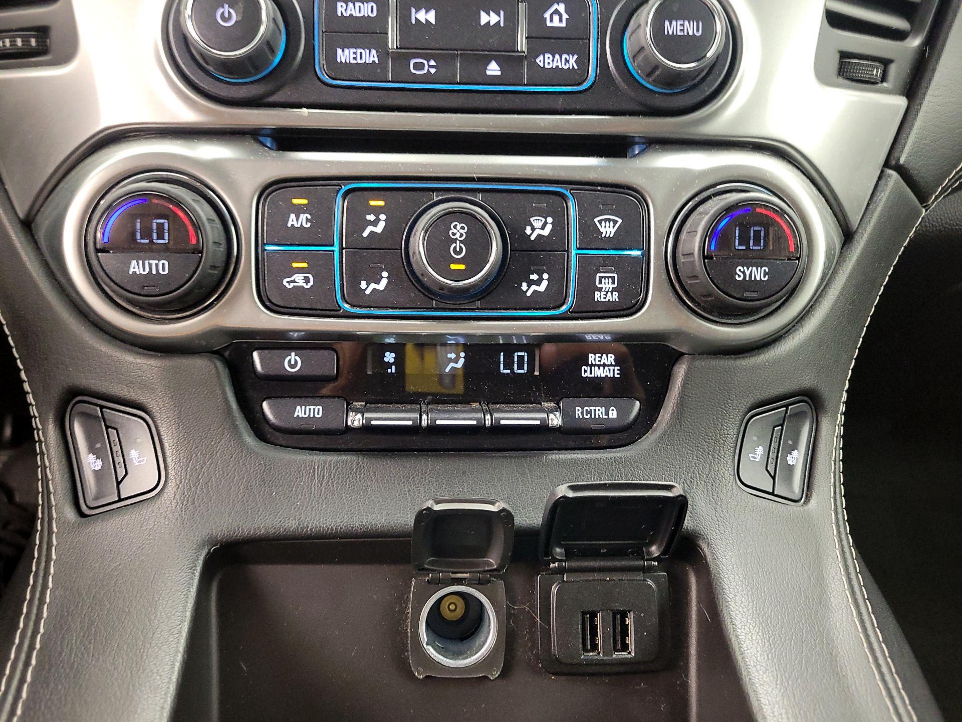 Thumbnail: 2015 Chevrolet Tahoe - 16