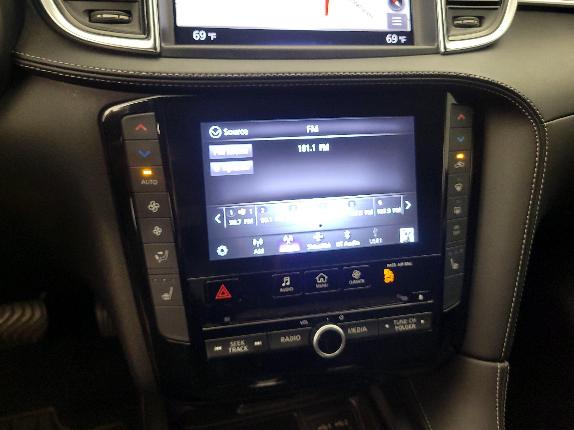 Thumbnail: 2020 INFINITI QX50 - 16
