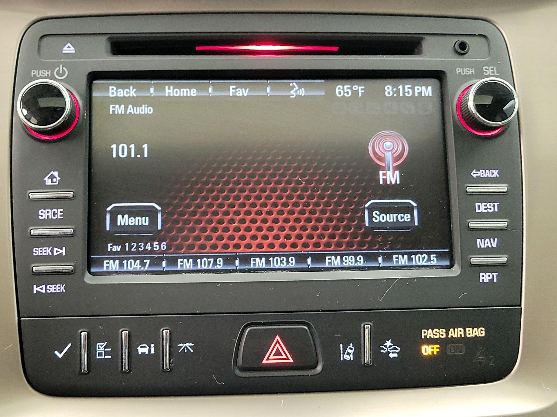 Thumbnail: 2015 GMC Acadia - 16