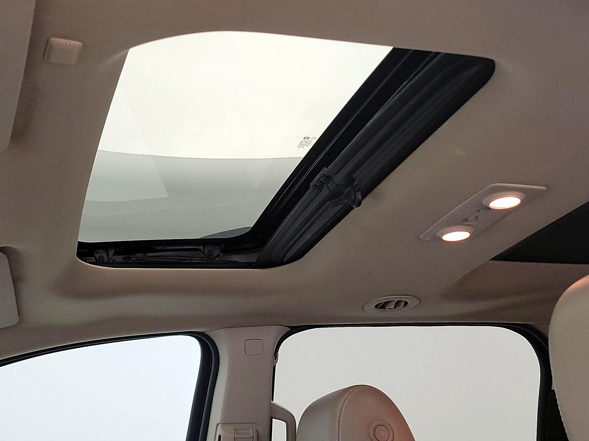 Thumbnail: 2015 GMC Acadia - 20