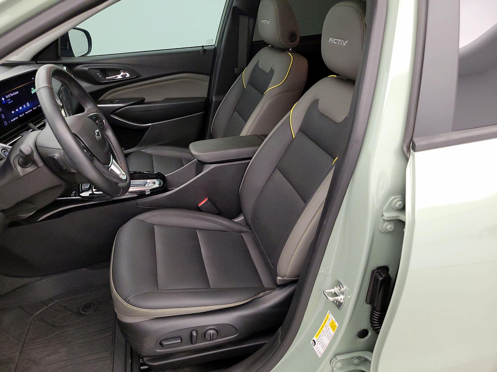 Thumbnail: 2024 Chevrolet Trax - 11