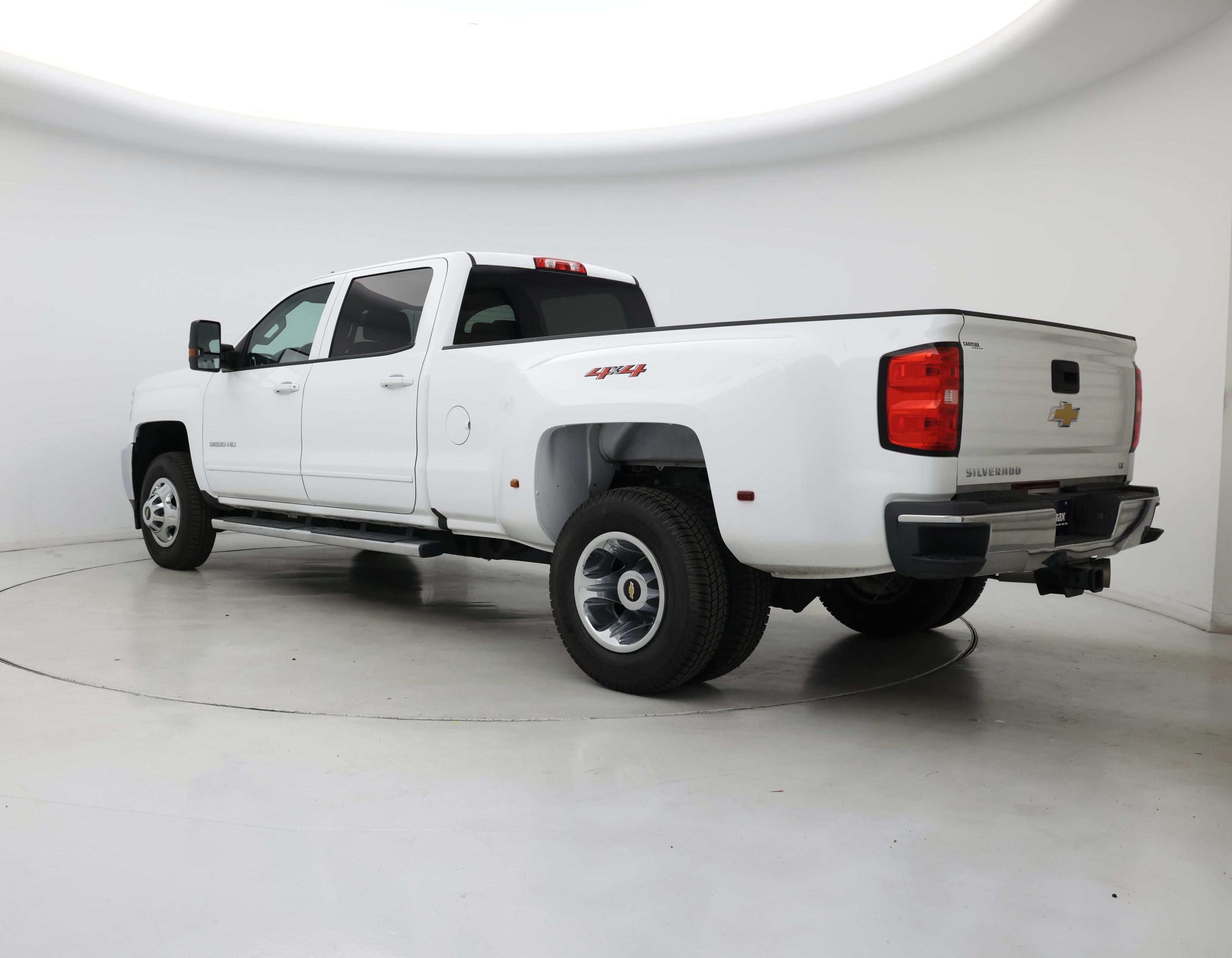 Thumbnail: 2018 Chevrolet Silverado 3500 - 2