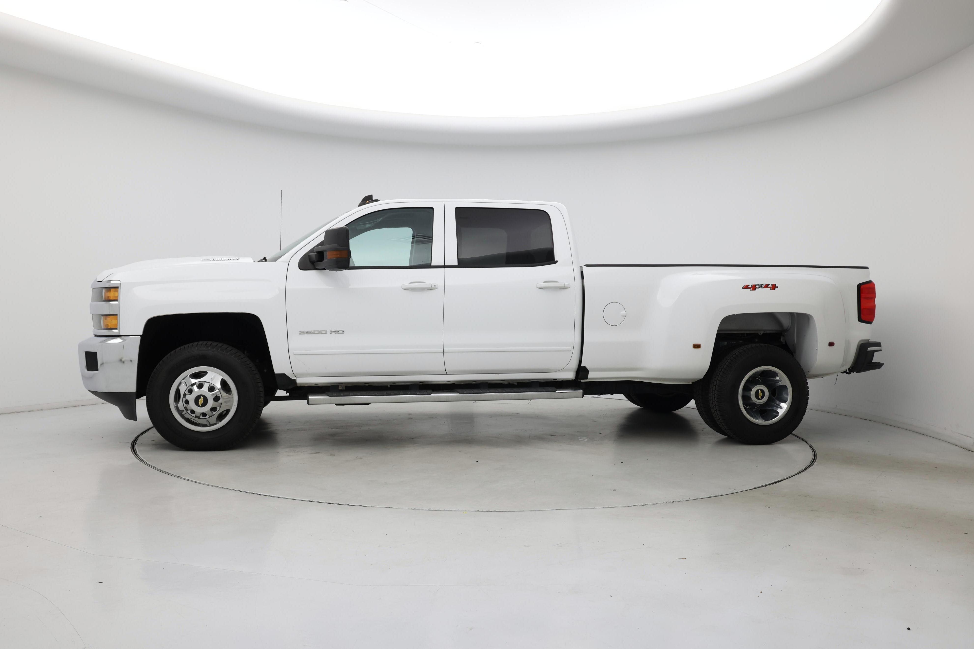 Thumbnail: 2018 Chevrolet Silverado 3500 - 3