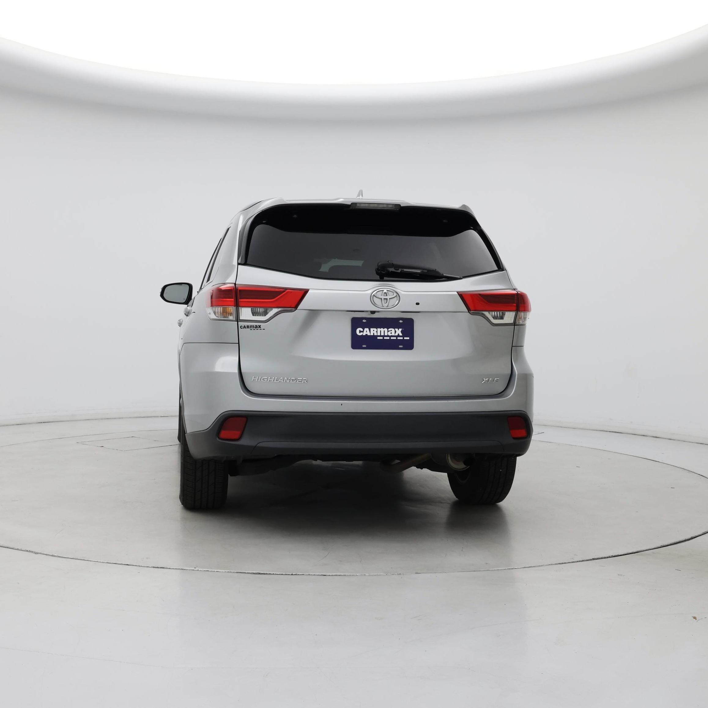 Thumbnail: 2017 Toyota Highlander - 6