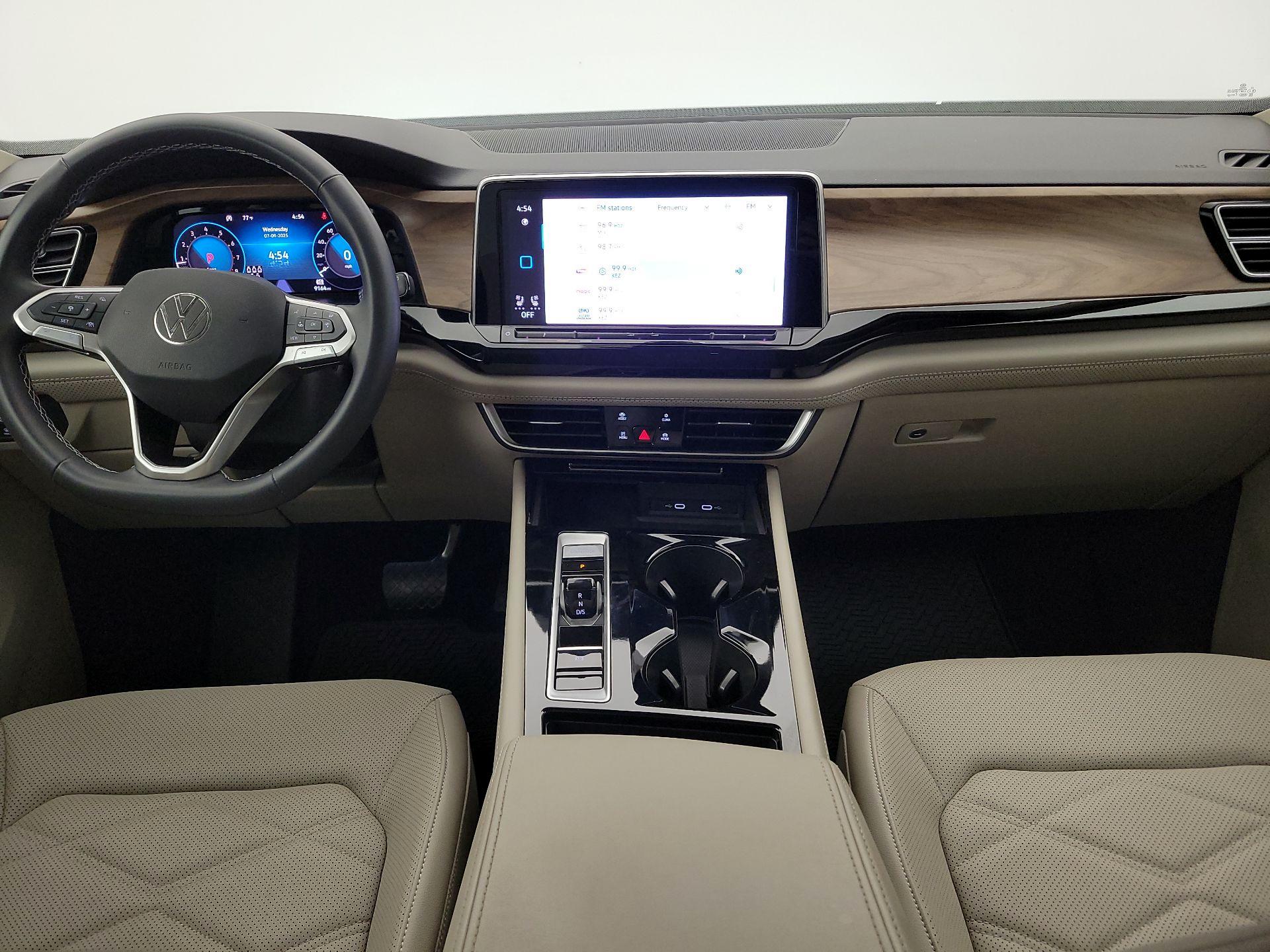 Thumbnail: 2024 Volkswagen Atlas - 9